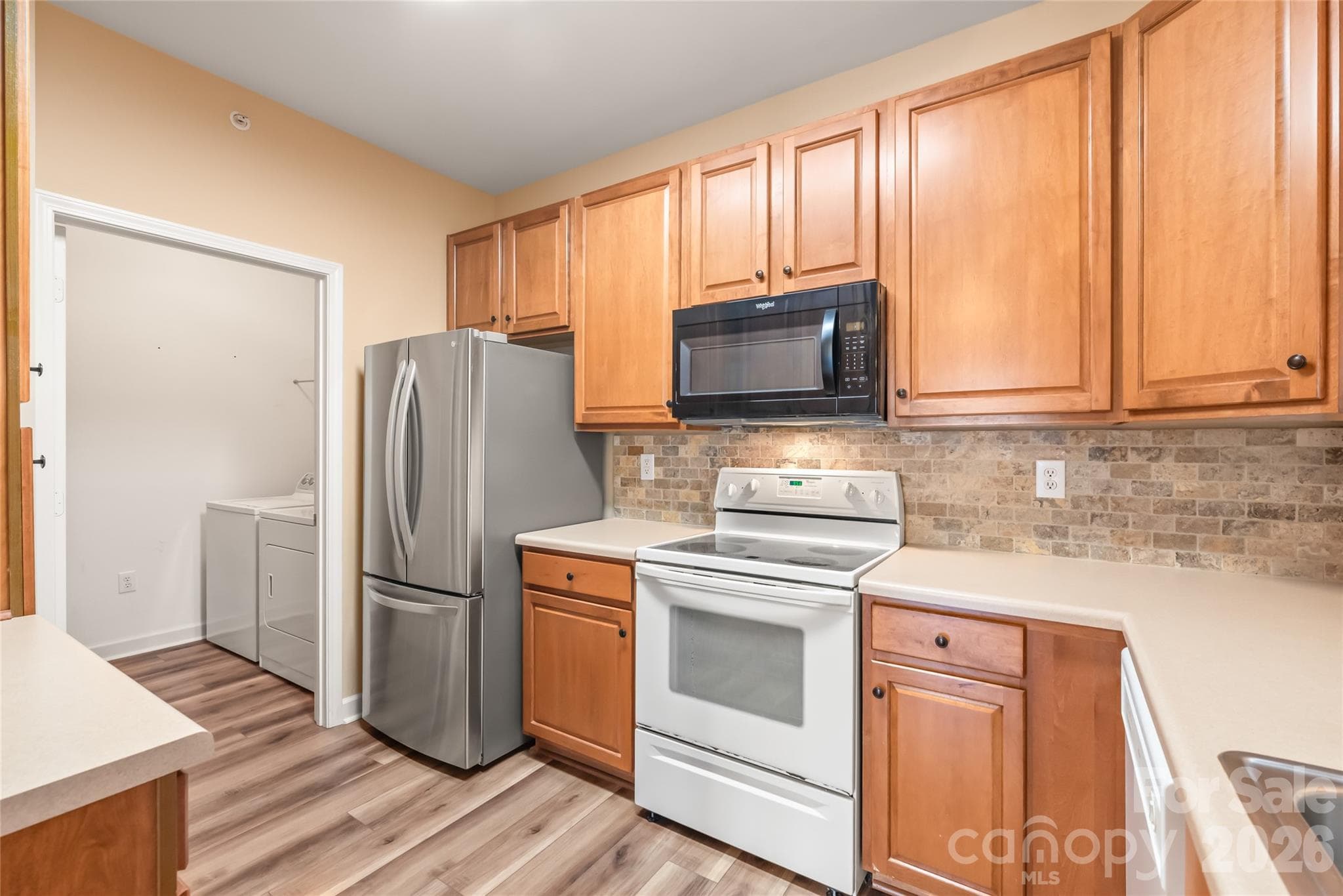 Kitchen - 16439 Golden River Lane, Charlotte