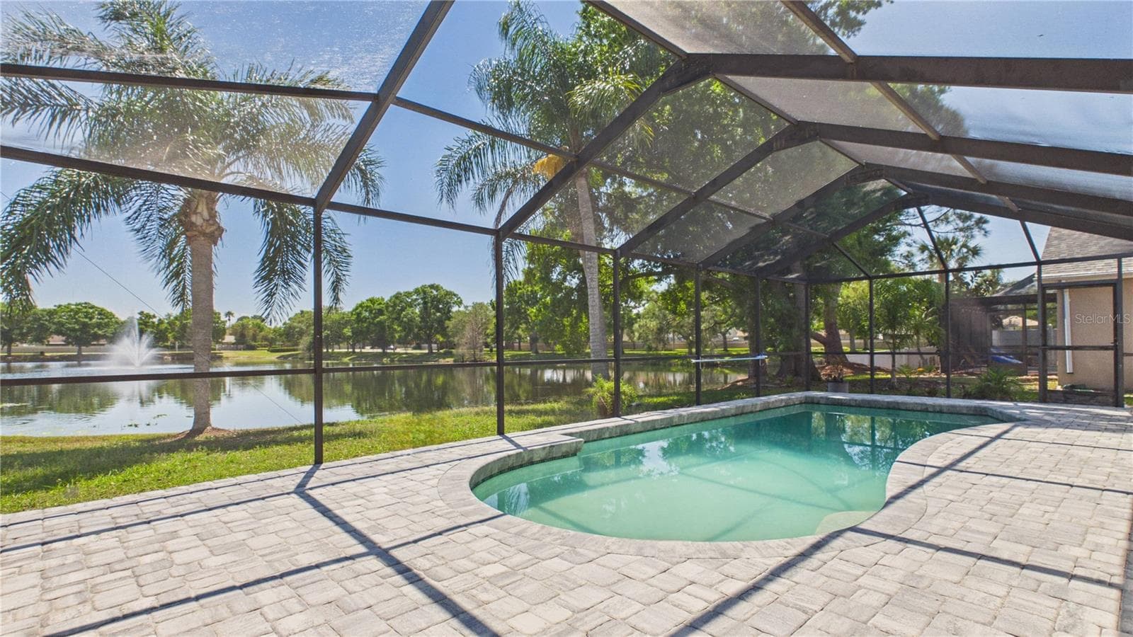 Single Family Residence at 8609 BOYSENBERRY DR, TAMPA, photo 39 of 52