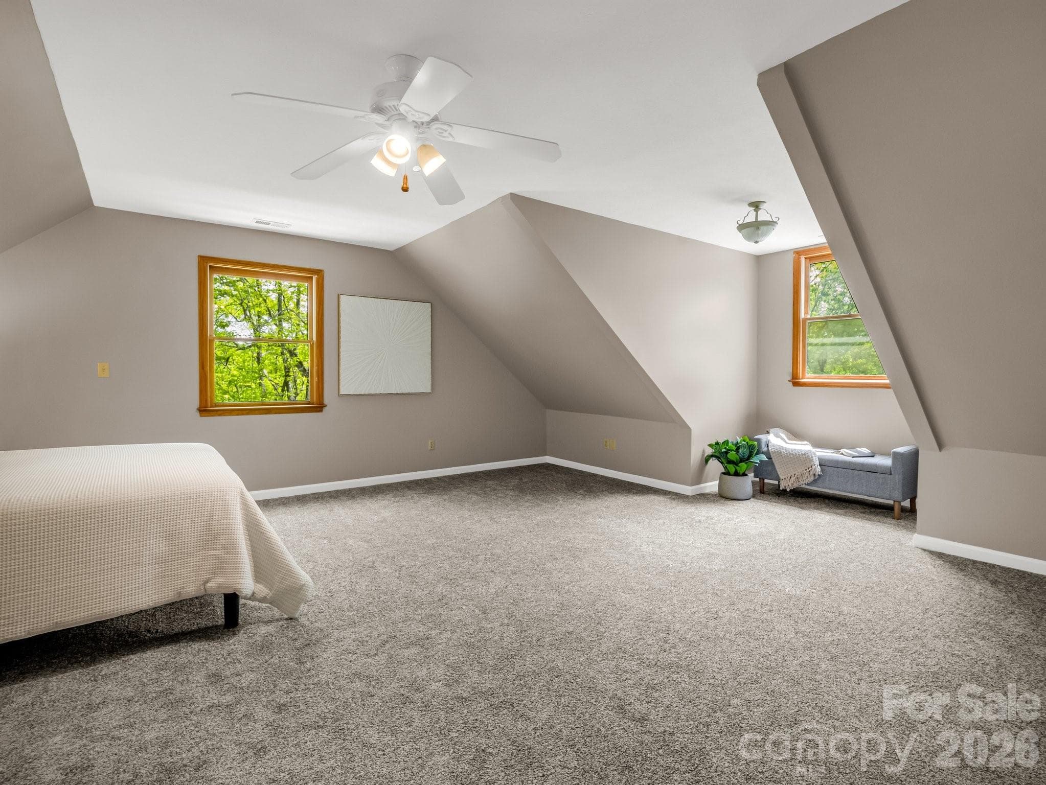 Upper Level Primary Suite - 2304 Mountain Page Road, Saluda