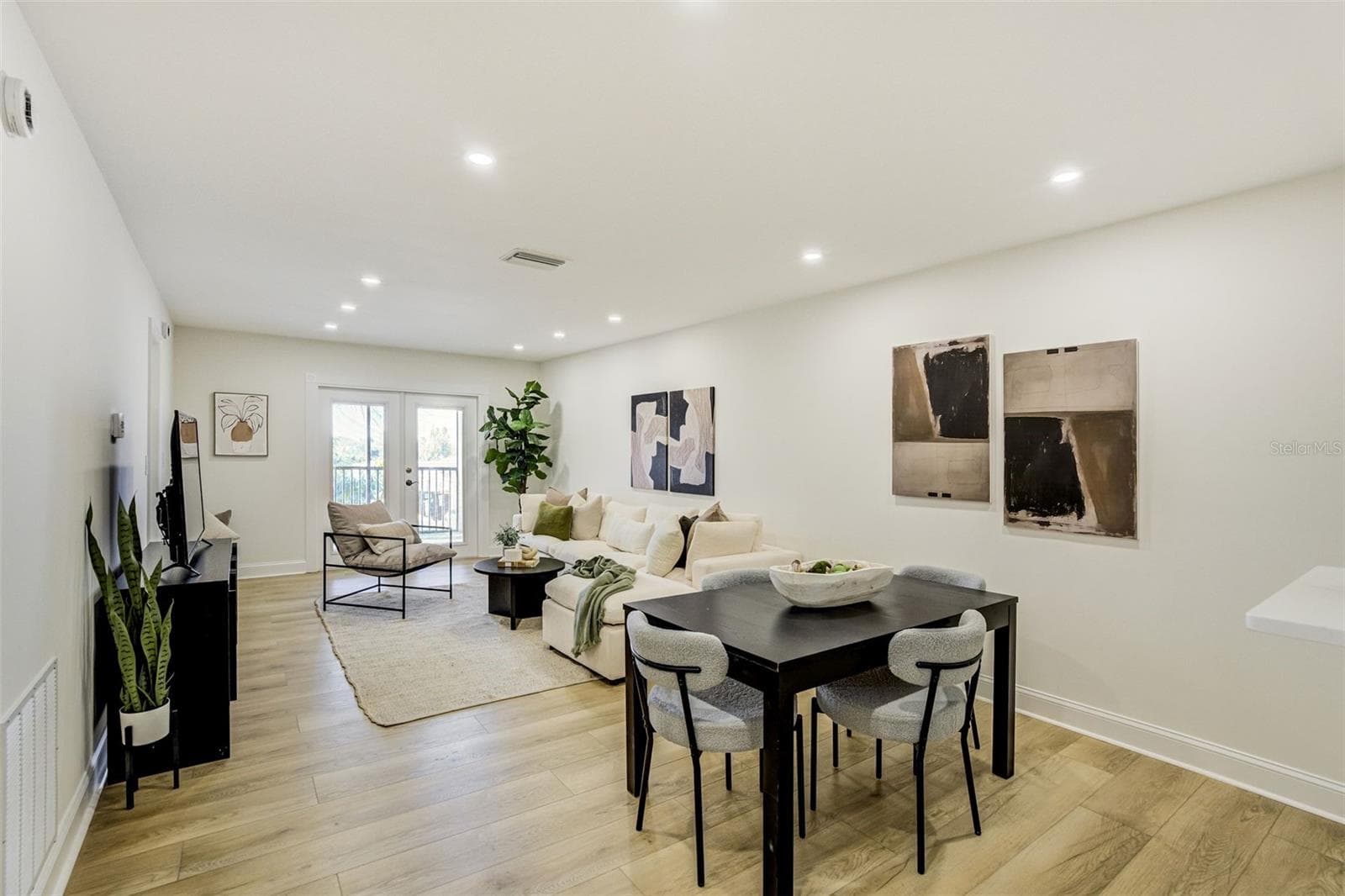 Living/Dining Combo - 460 S PAULA DR #402, DUNEDIN