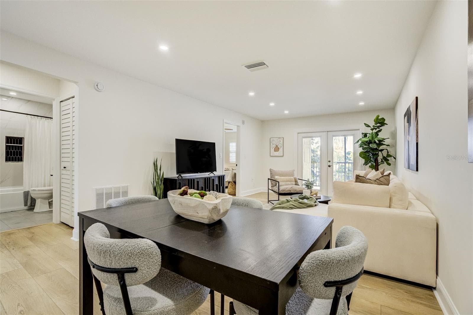Dining - 460 S PAULA DR #402, DUNEDIN