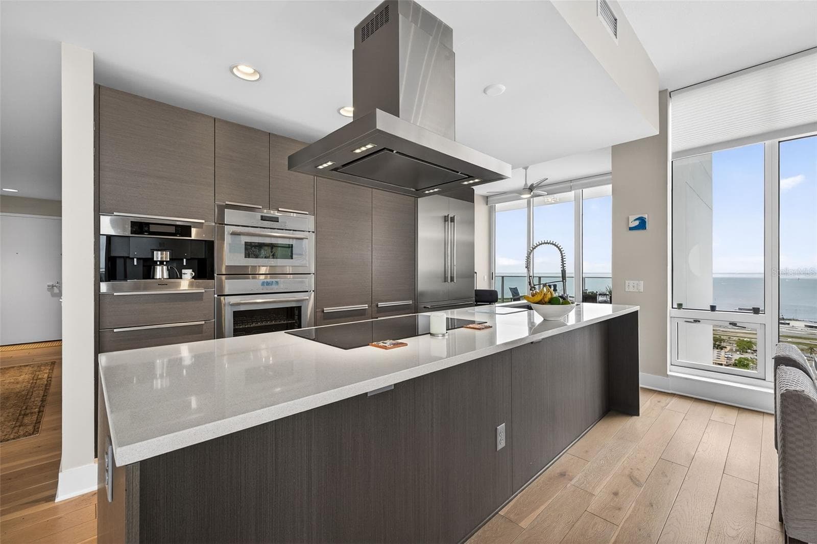 Condominium at 175 1ST ST S #3102, ST PETERSBURG, photo 10 of 69