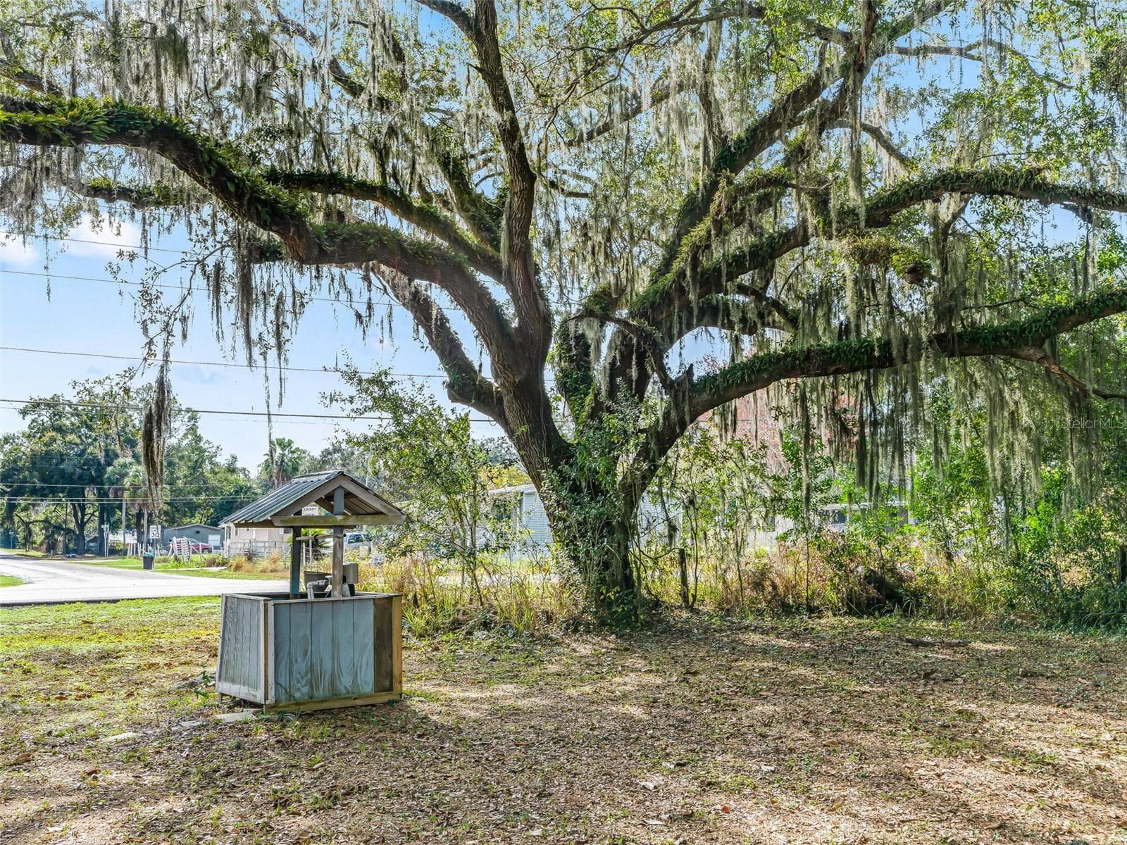 Single Family Residence at 10487 SE HIGHWAY 42, SUMMERFIELD, photo 59 of 74