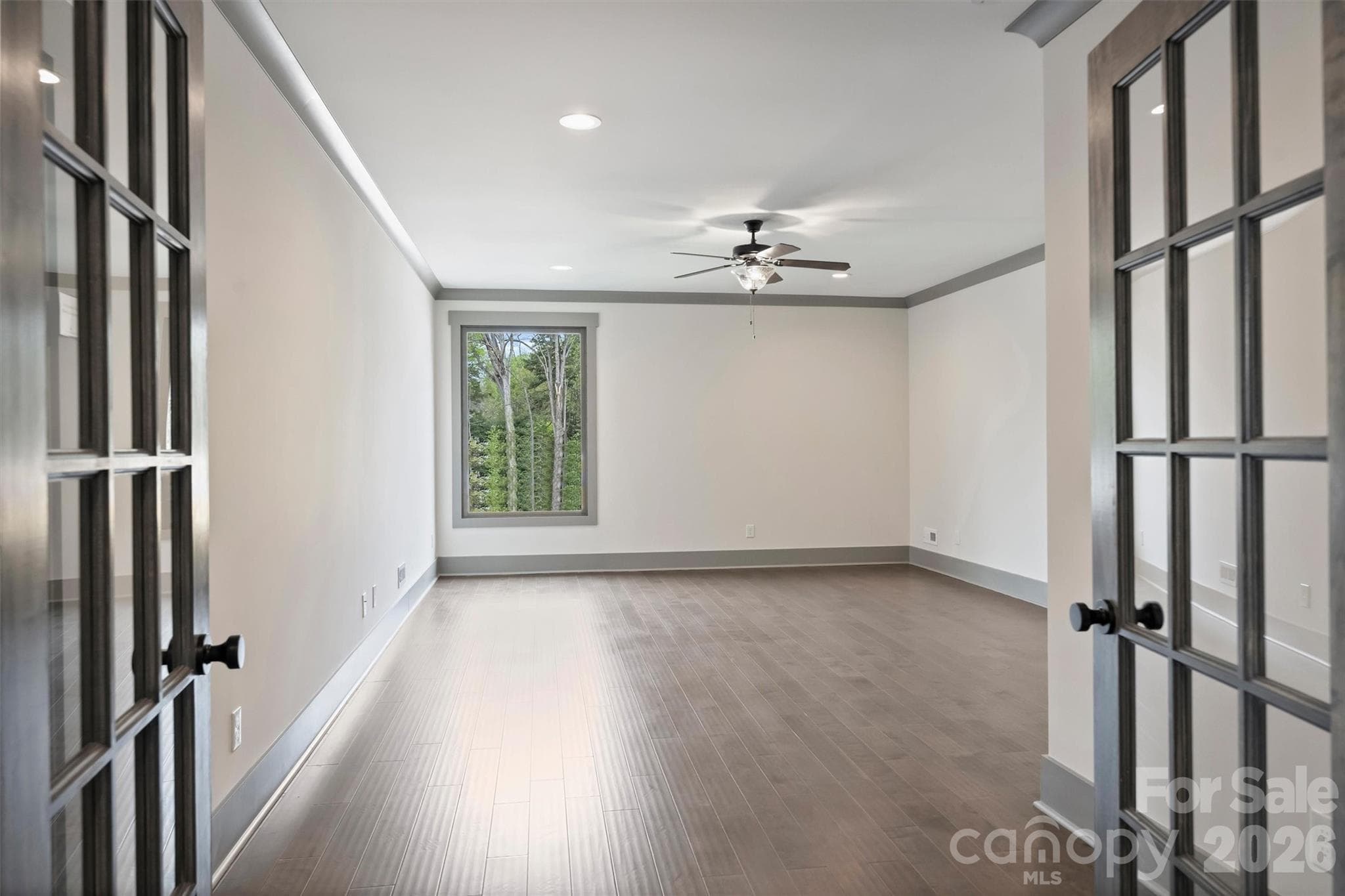 Bonus Room w/ 2nd Laundry Room - 8159 Fairview Road, Charlotte