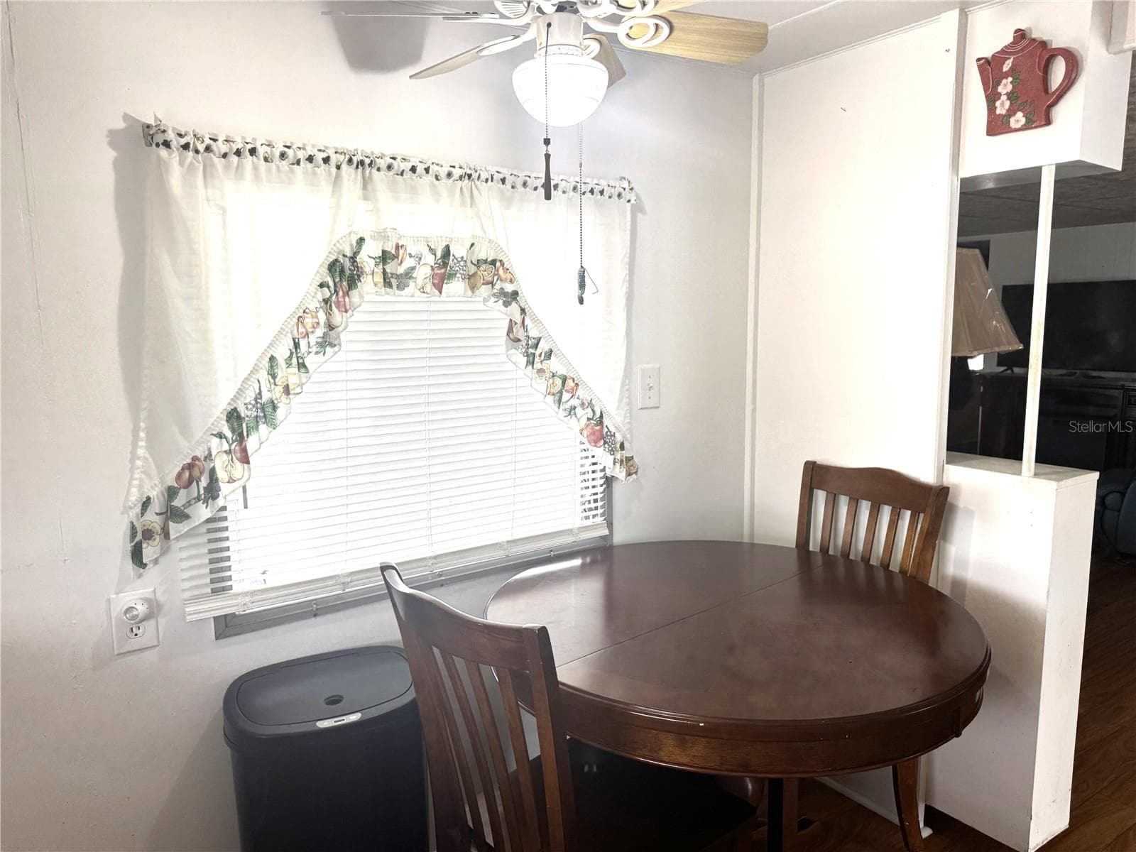 Mobile Home at 254 SOUTHWINDS DR, SARASOTA, photo 9 of 19