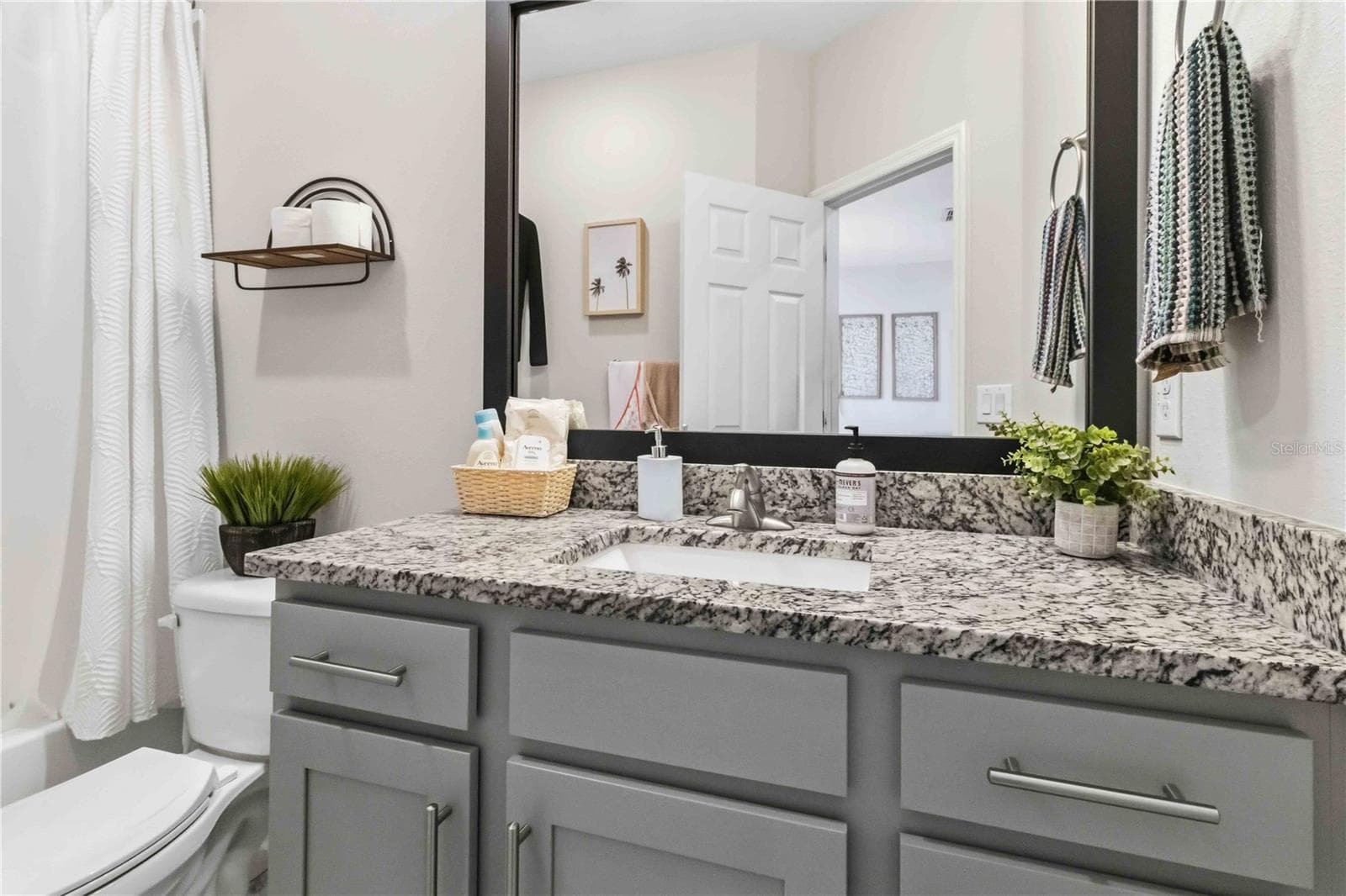 Townhouse at 9545 W PARK VILLAGE DR, TAMPA, photo 22 of 35