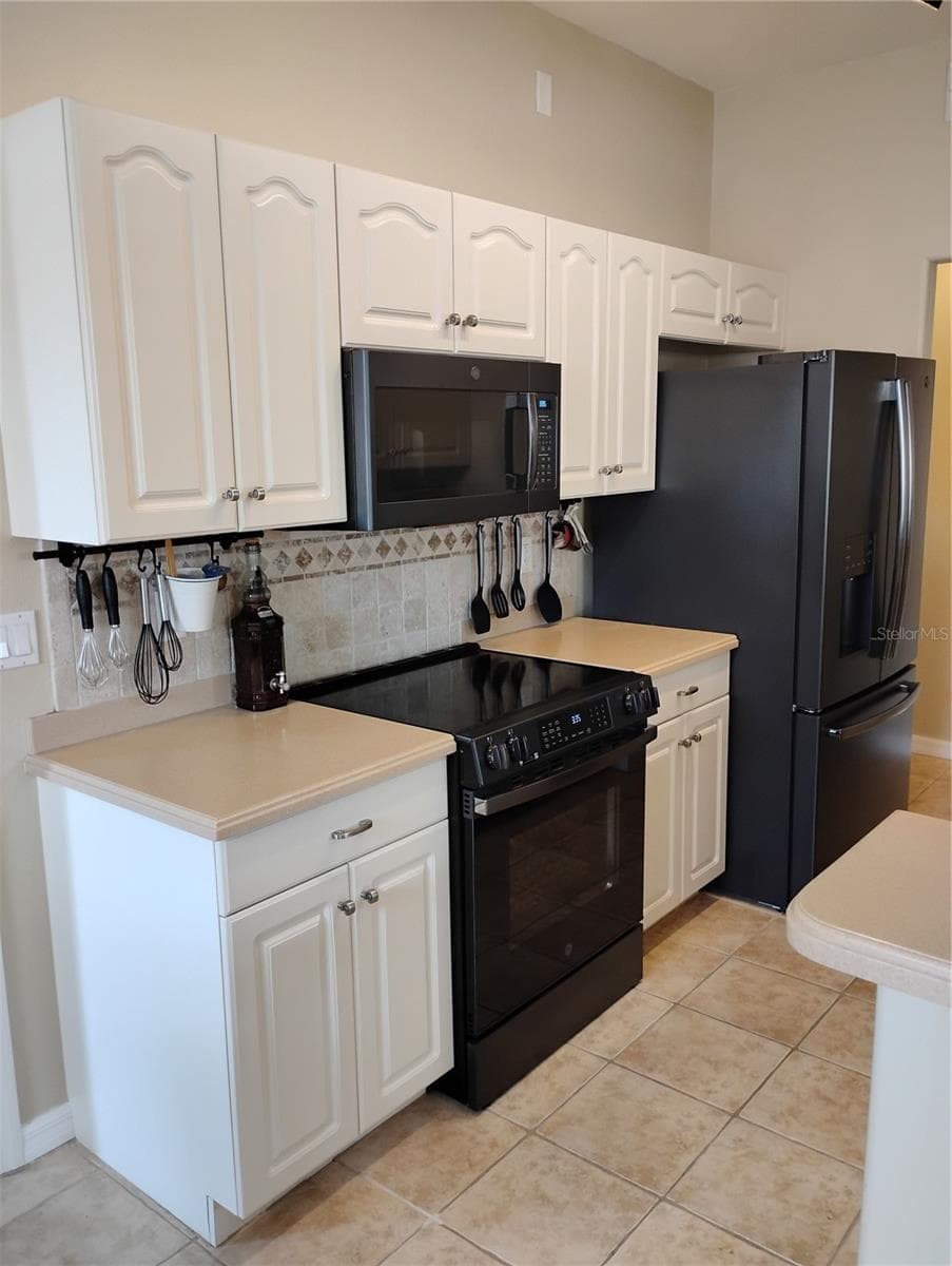 Condominium at 1761 AUBURN LAKES DR #11, VENICE, photo 32 of 76