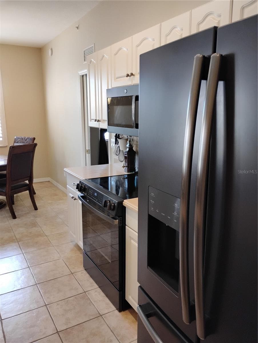 Condominium at 1761 AUBURN LAKES DR #11, VENICE, photo 35 of 76