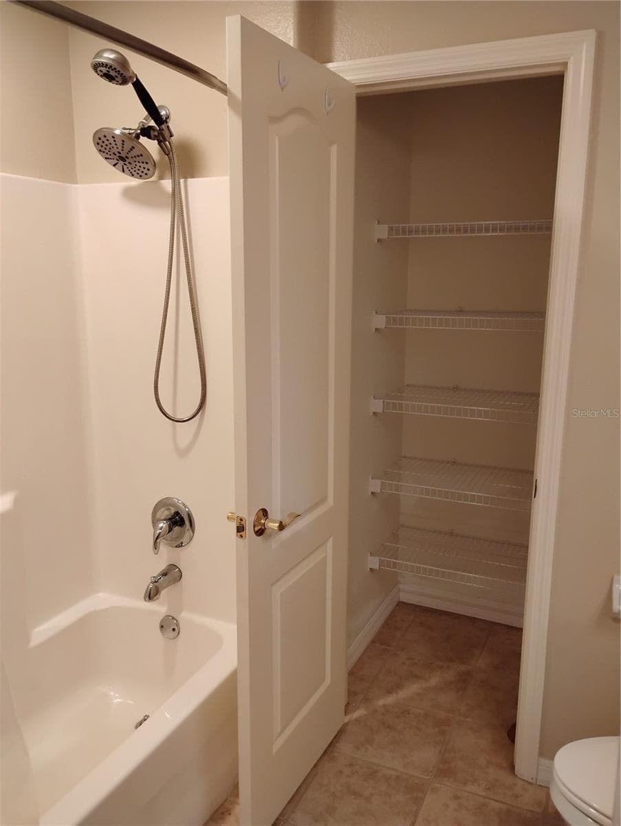 Condominium at 1761 AUBURN LAKES DR #11, VENICE, photo 58 of 76