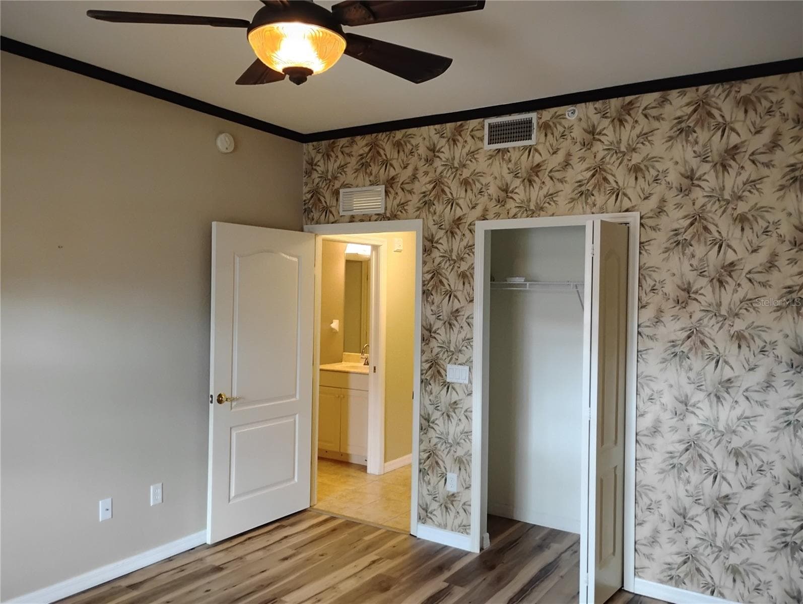 Condominium at 1761 AUBURN LAKES DR #11, VENICE, photo 61 of 76