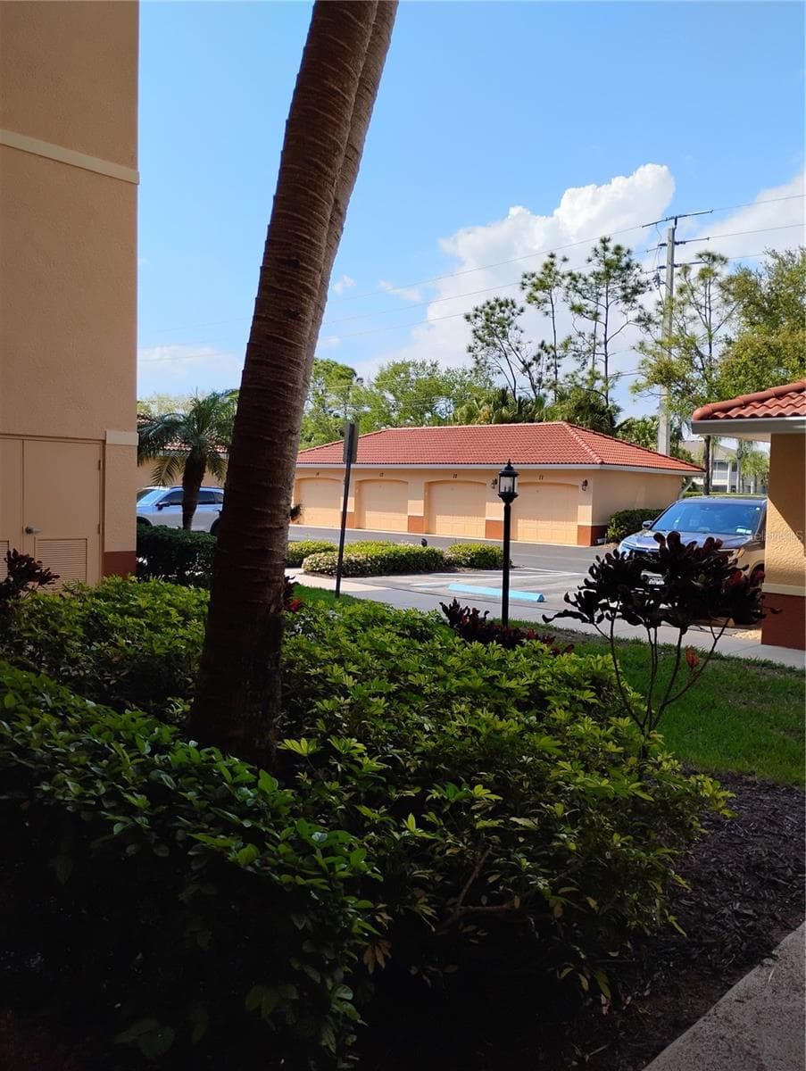 Condominium at 1761 AUBURN LAKES DR #11, VENICE, photo 64 of 76