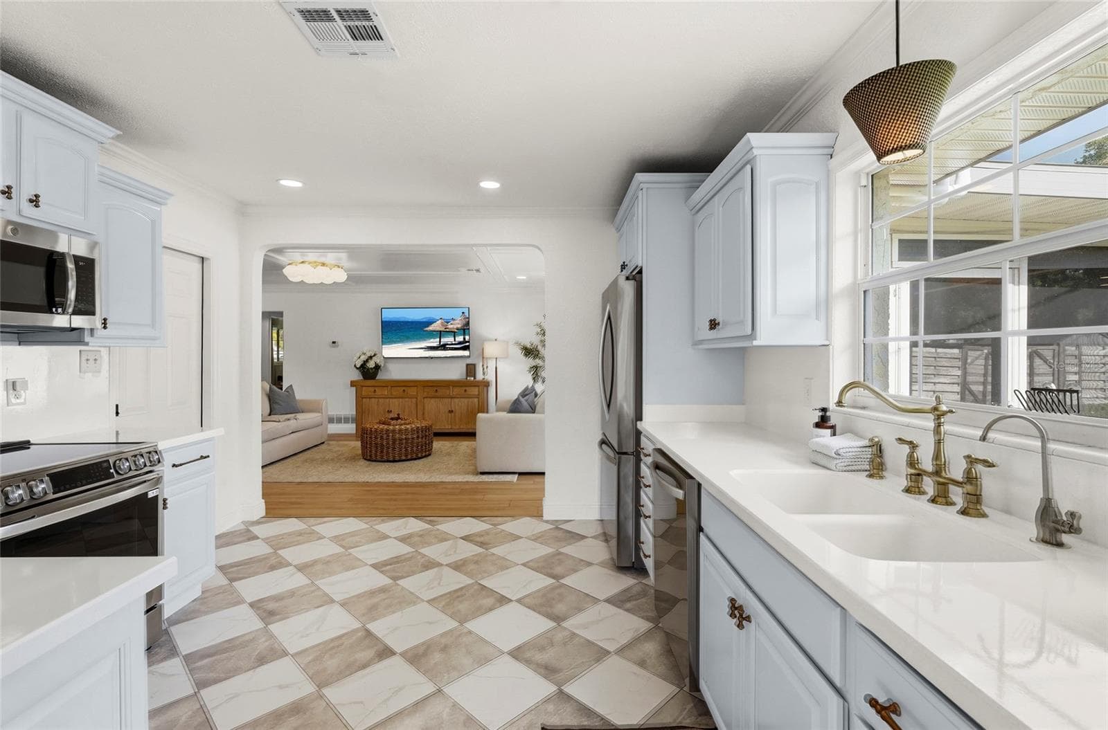 Single Family Residence at 7746 WESTMORELAND DR, SARASOTA, photo 14 of 41