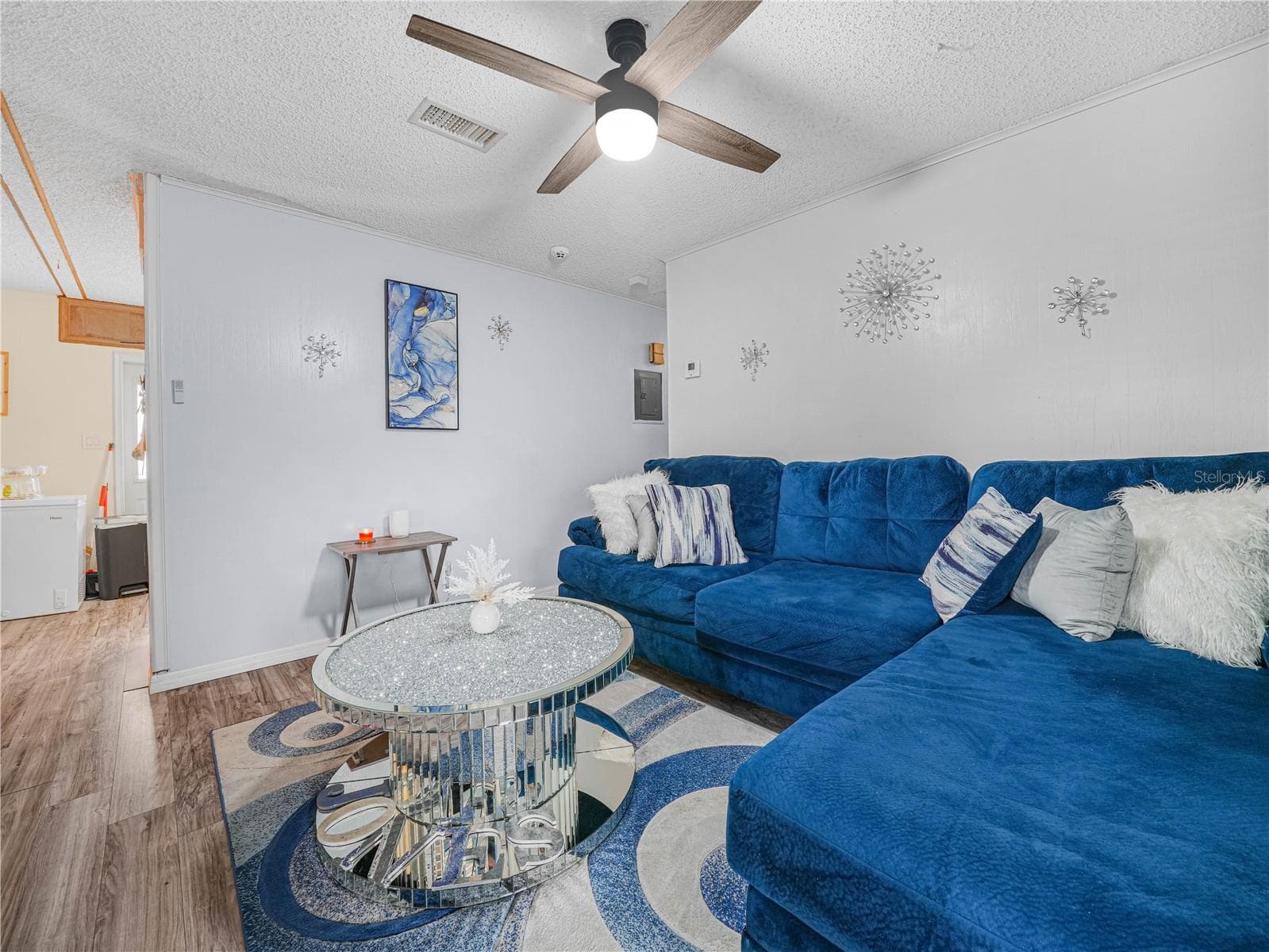 Single Family Residence at 129 W NORTHSIDE DR, LAKE WALES, photo 7 of 35
