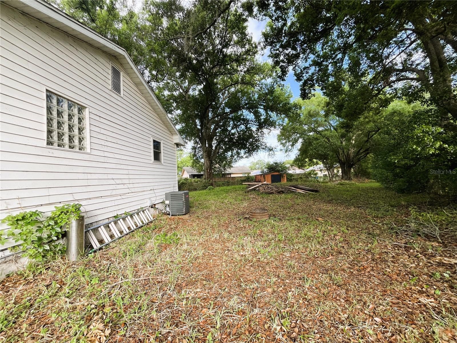 Single Family Residence at 121 MARIS CT, LAKELAND, photo 28 of 33