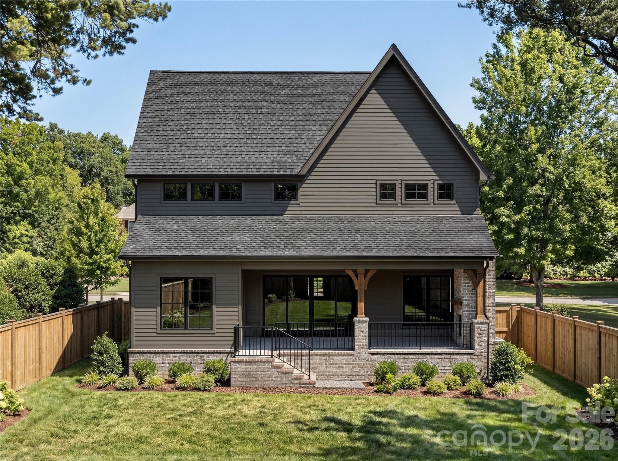 Single Family Residence at 1646 Arnold Drive, Charlotte, photo 2 of 20