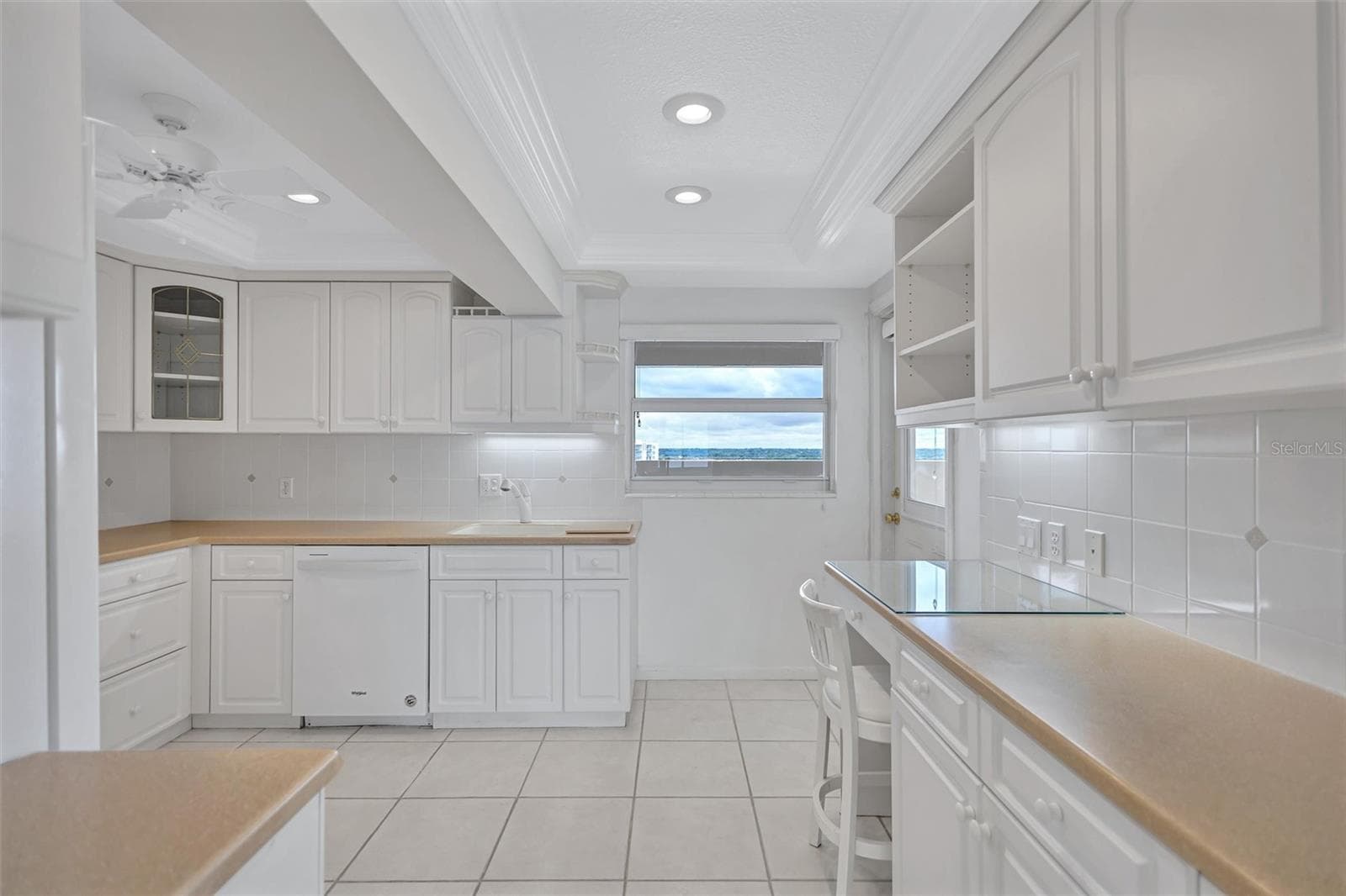 Condominium at 6140 MIDNIGHT PASS RD #904, SARASOTA, photo 33 of 85
