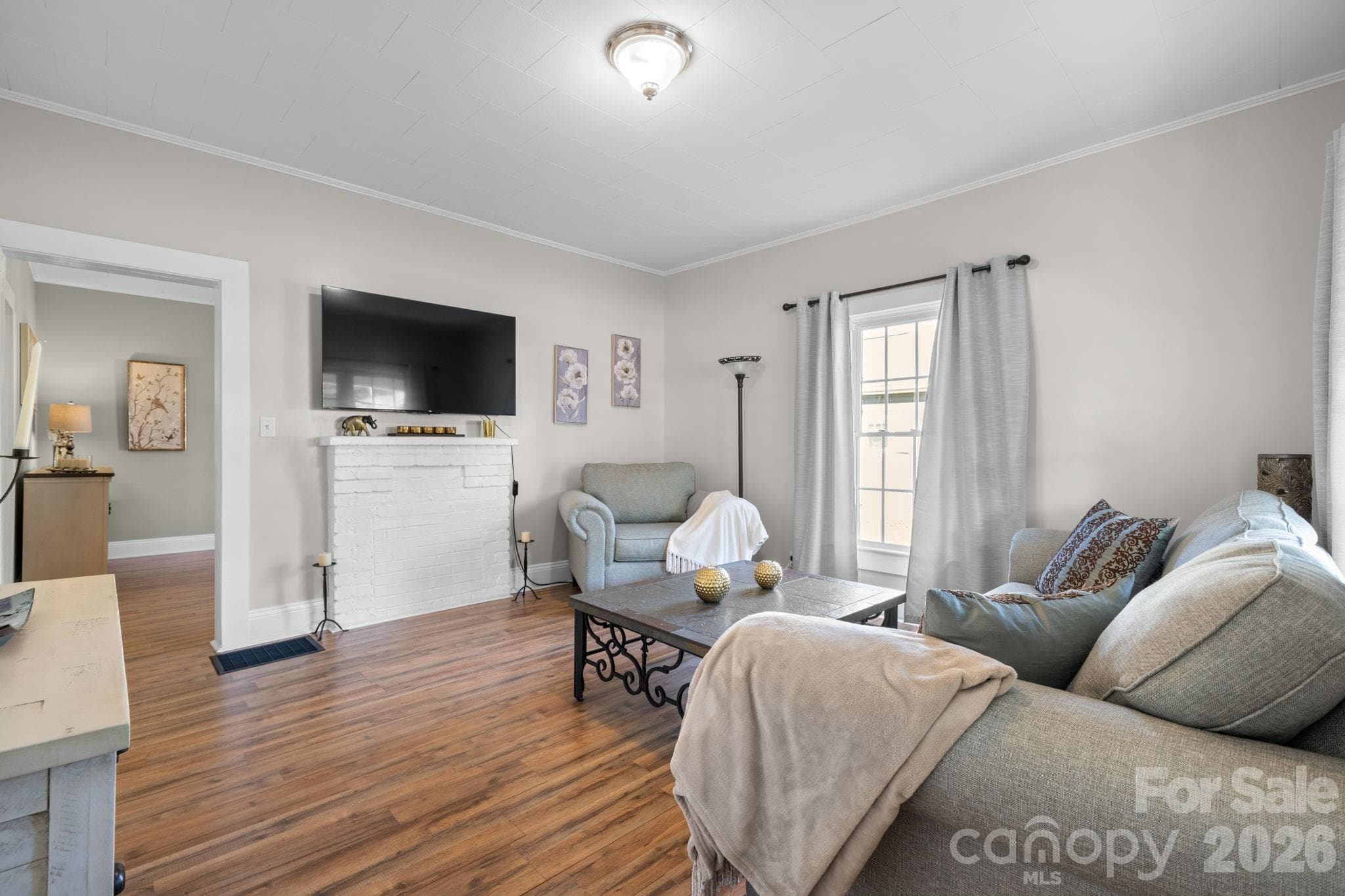 Single Family Residence at 304 Garrou Avenue SE, Valdese, photo 5 of 16