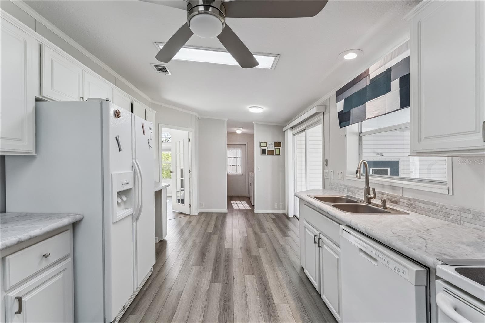 Manufactured Home at 2463 INDEPENDENCE LN, ST CLOUD, photo 13 of 29