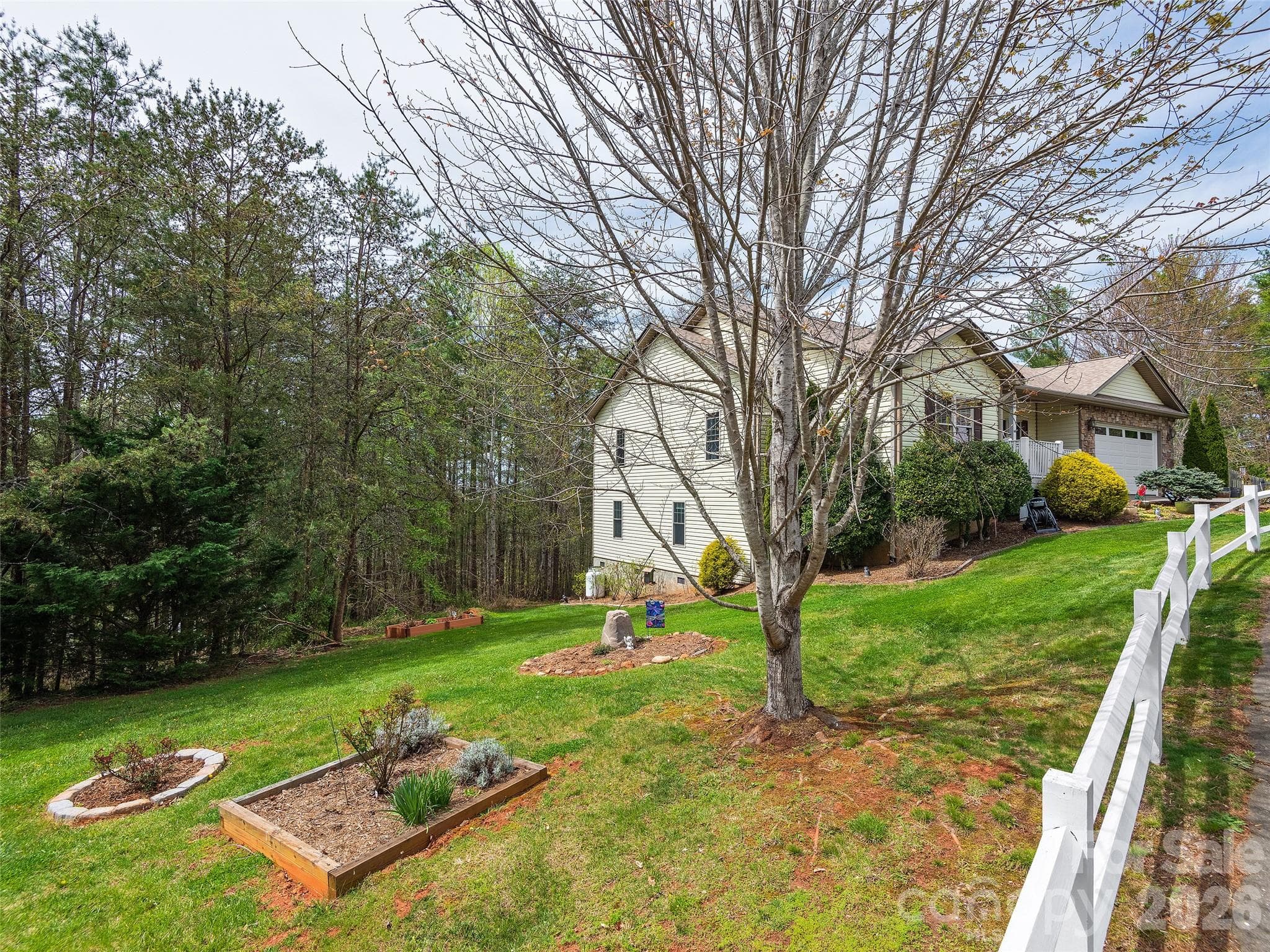Single Family Residence at Weaverville, photo 3 of 30