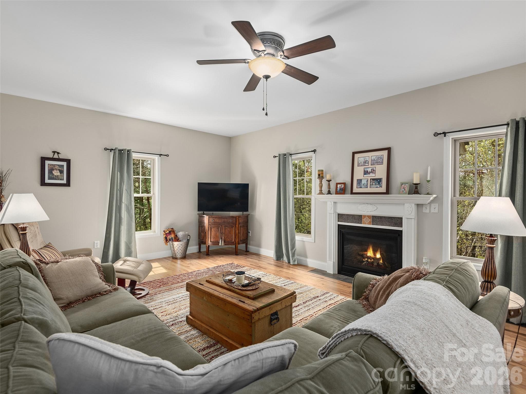 Single Family Residence at Weaverville, photo 5 of 30