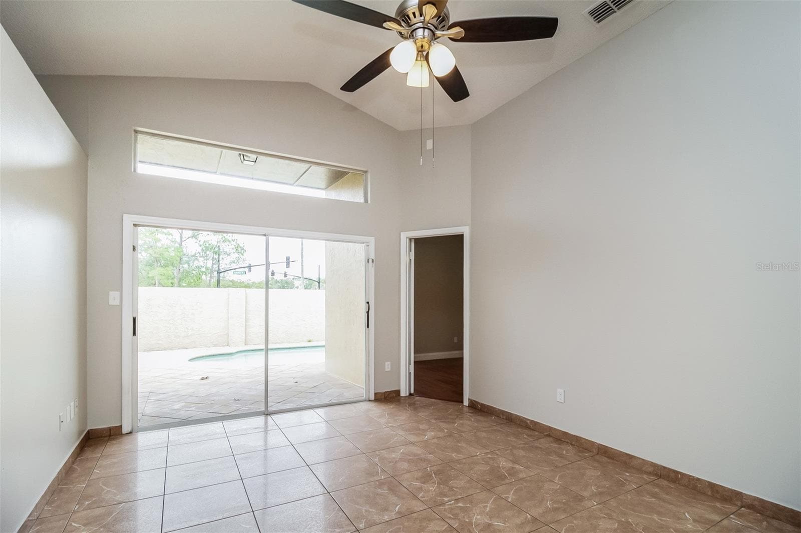 Single Family Residence at 120 LAKEBREEZE CIR, LAKE MARY, photo 3 of 15