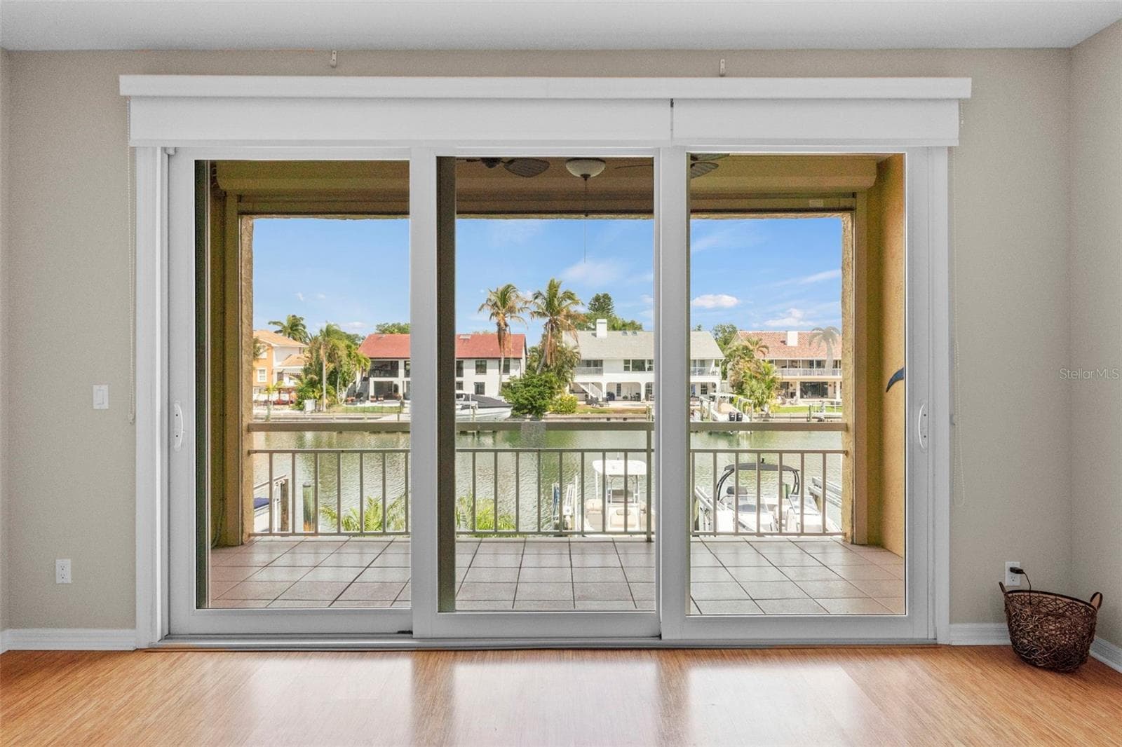 Living Room with Water View - 1071 PINELLAS BAYWAY S, ST PETERSBURG