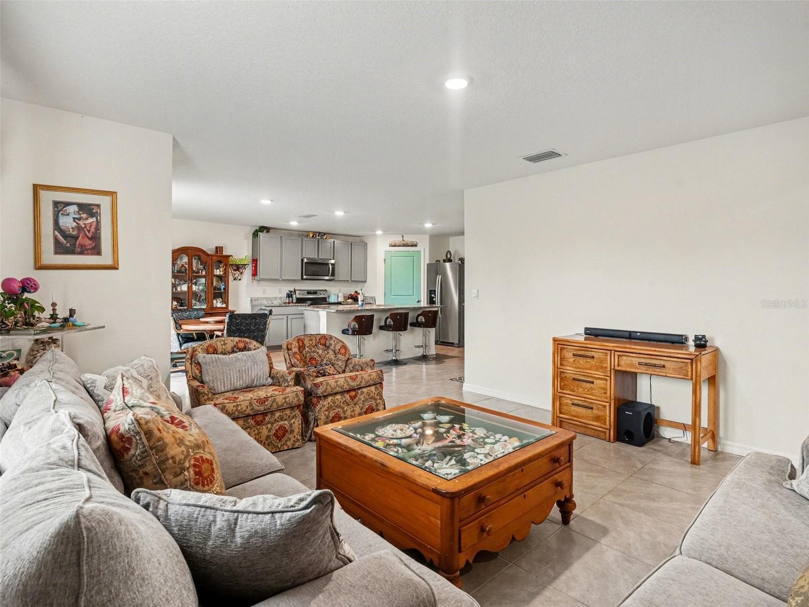 4114 Dovetail Lane, PALMETTO, FL 34221 - Living Room - 4114 DOVETAIL LN, PALMETTO