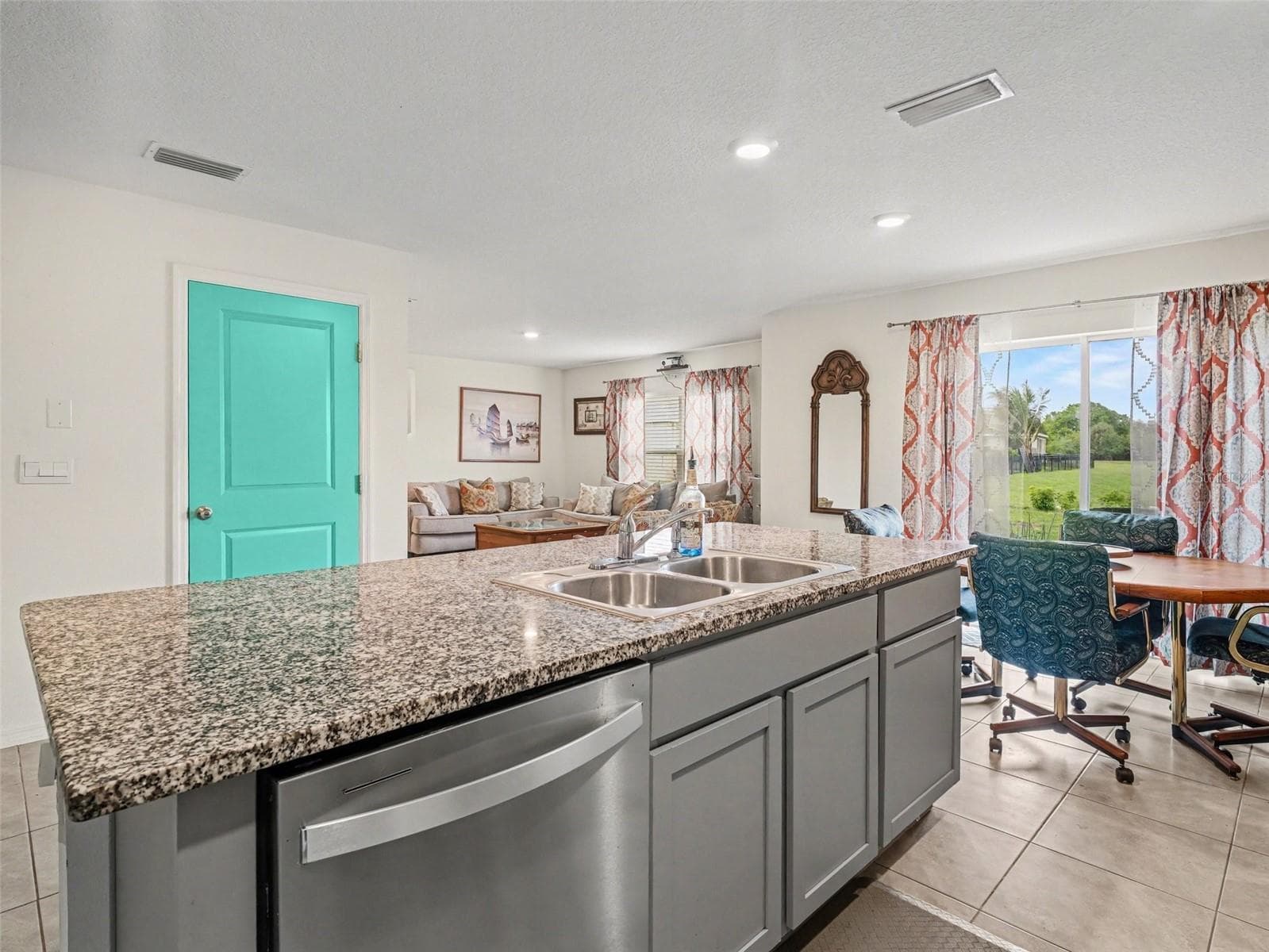 4114 Dovetail Lane, PALMETTO, FL 34221 - Kitchen - 4114 DOVETAIL LN, PALMETTO