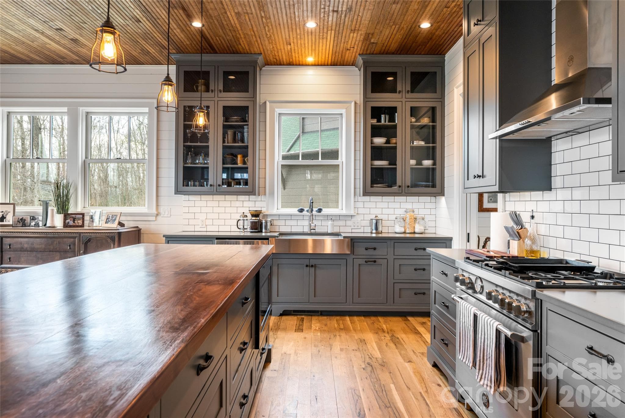 Single Family Residence at 51 Summit Road, Swannanoa, photo 13 of 48