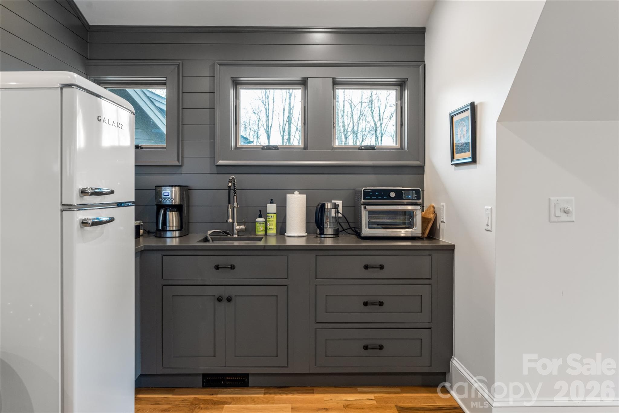 Kitchenette over the garage - 51 Summit Road, Swannanoa