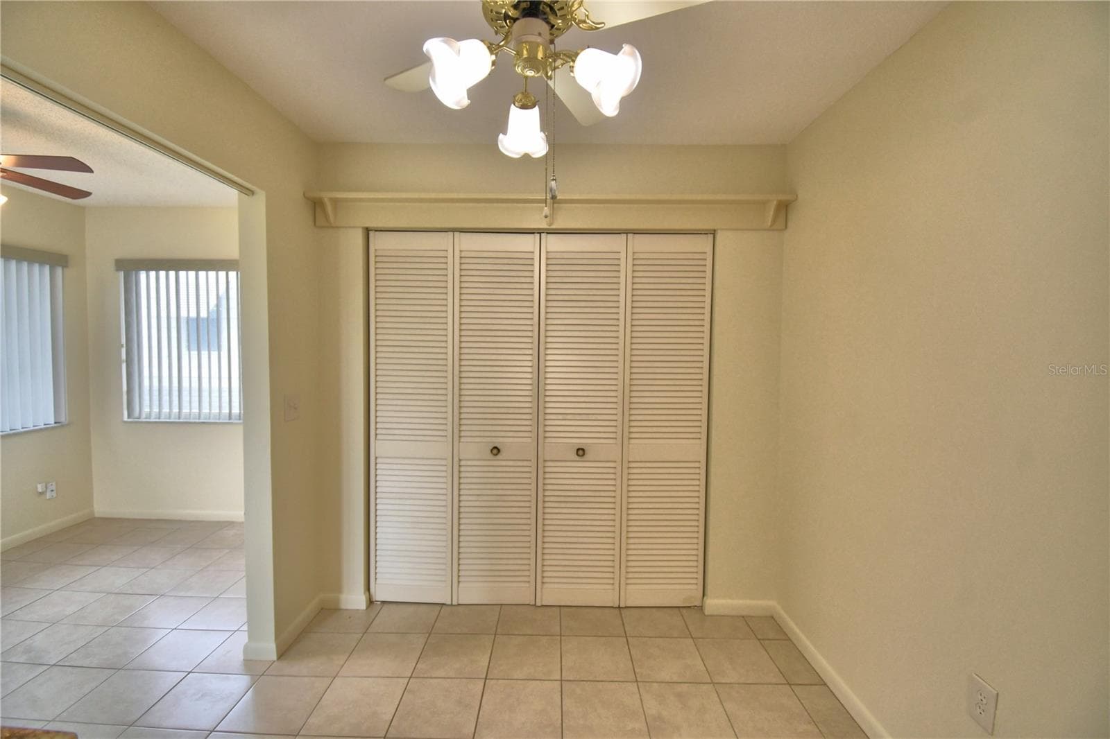 Single Family Residence at 1690 COLONNADES CIR N, LAKELAND, photo 17 of 58