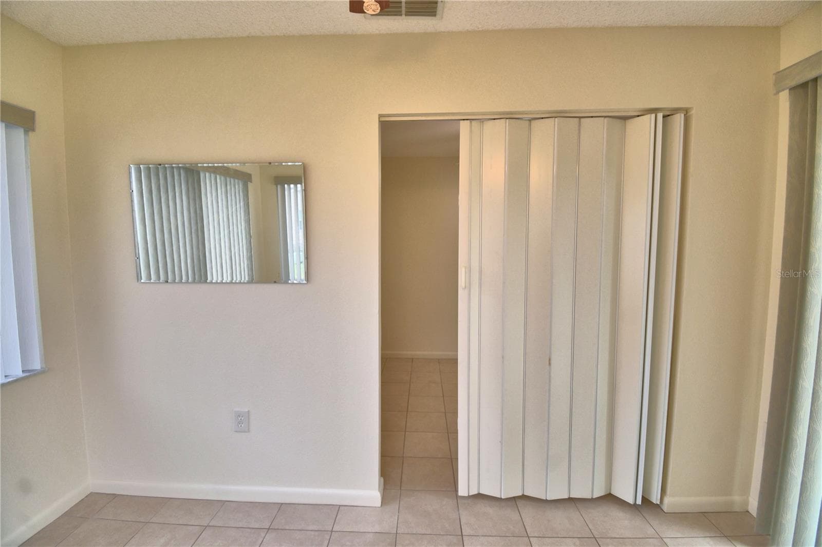 Single Family Residence at 1690 COLONNADES CIR N, LAKELAND, photo 20 of 58