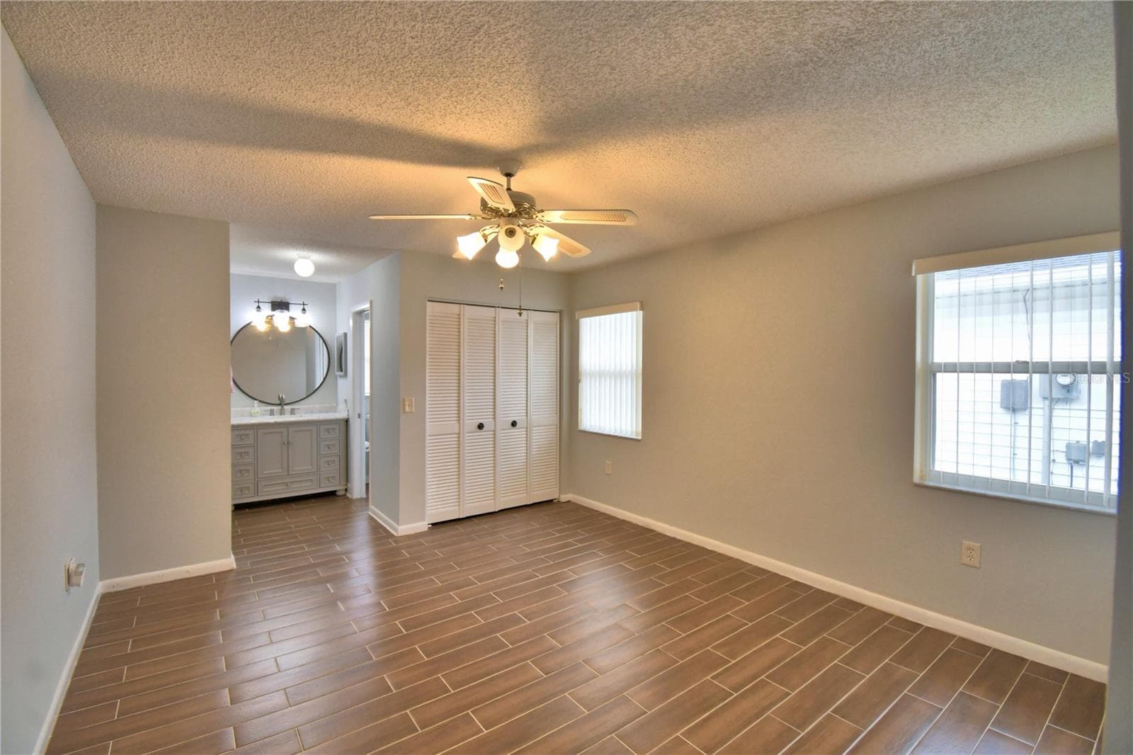 Single Family Residence at 1690 COLONNADES CIR N, LAKELAND, photo 27 of 58