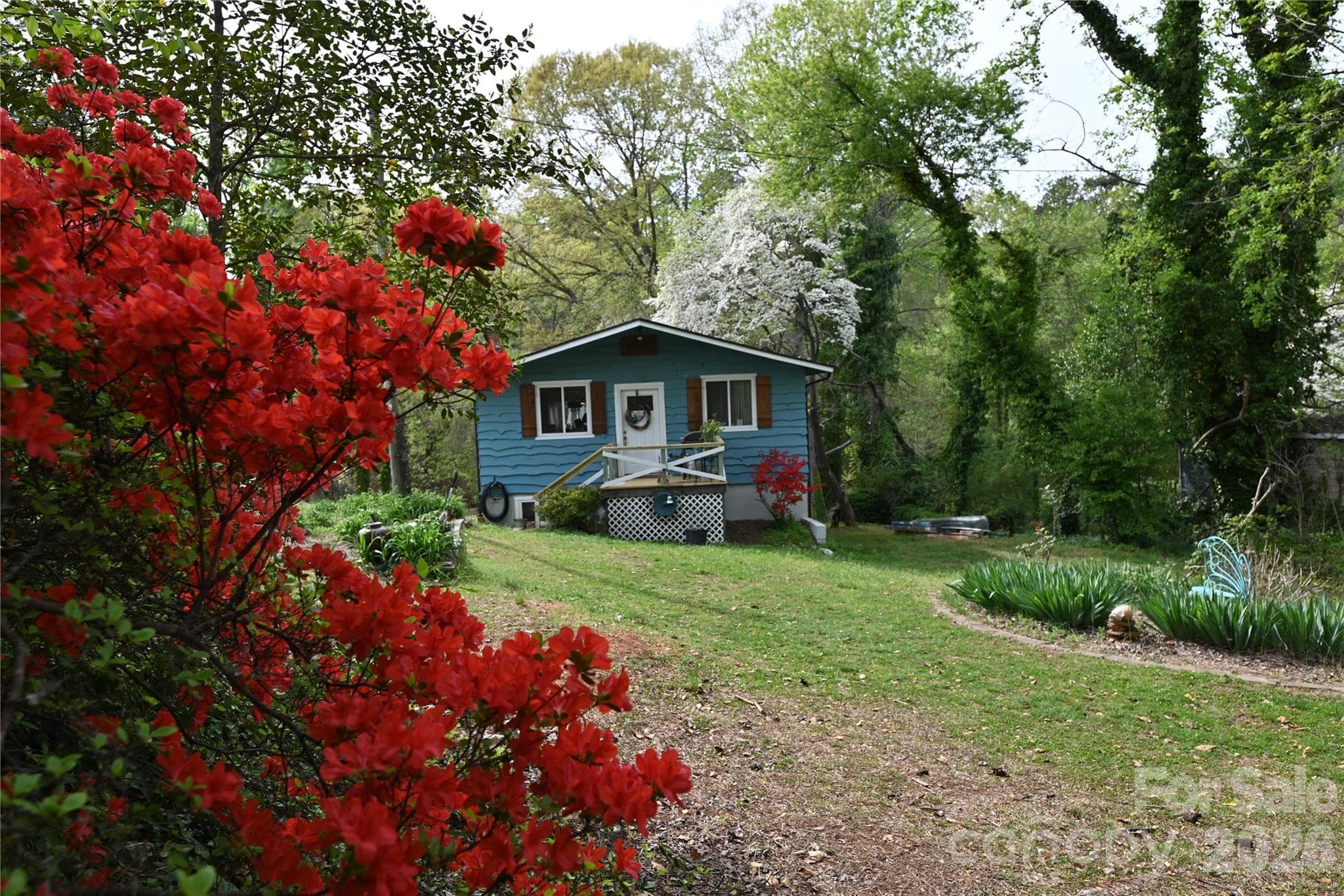 Single Family Residence at Taylorsville, photo 2 of 41