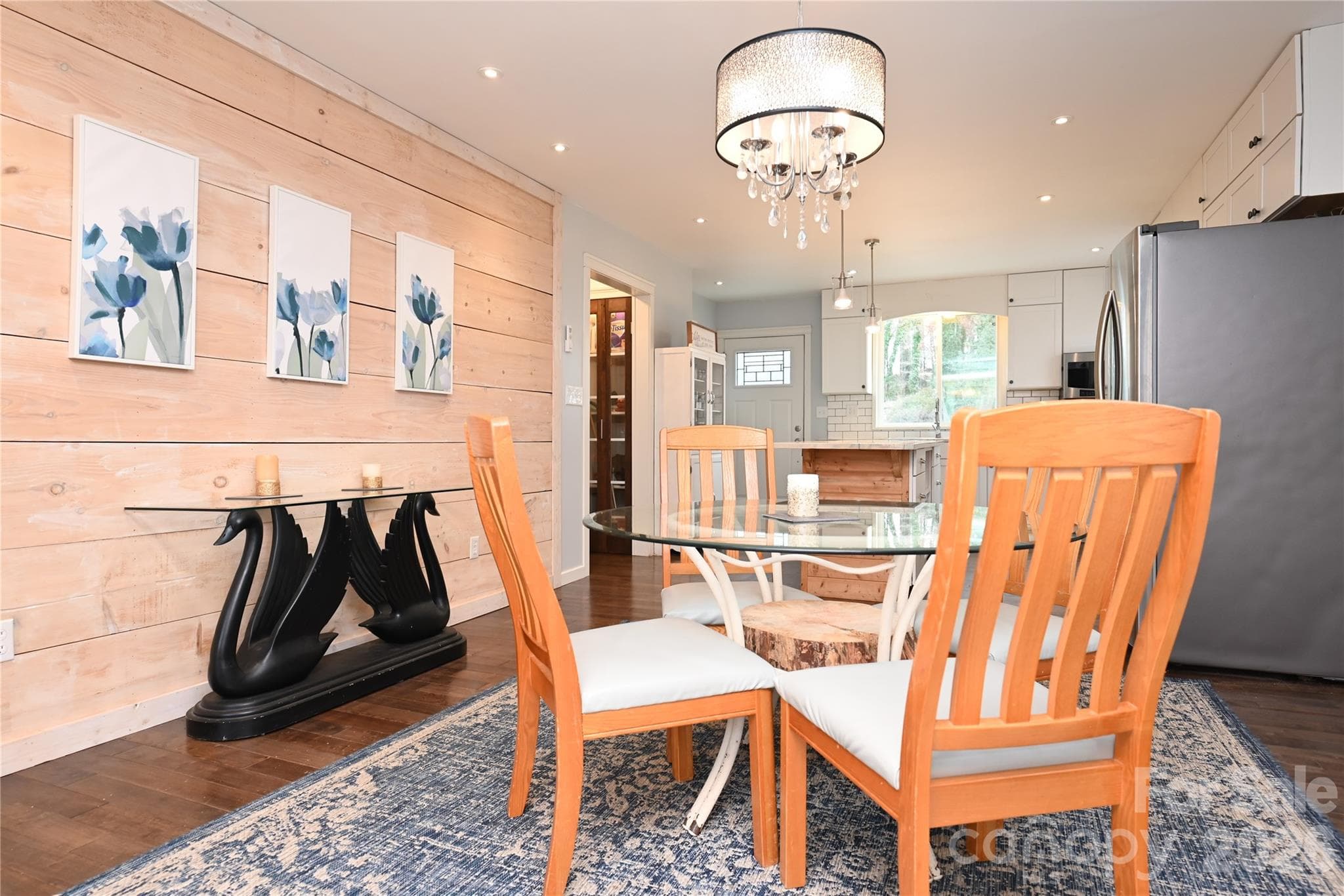 Single Family Residence at Taylorsville, photo 12 of 41