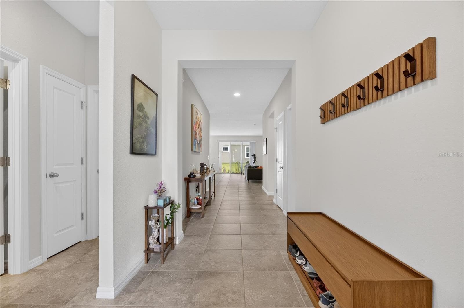 Interior Foyer Entry View - 6309 SHADOWLAKE DR, APOLLO BEACH