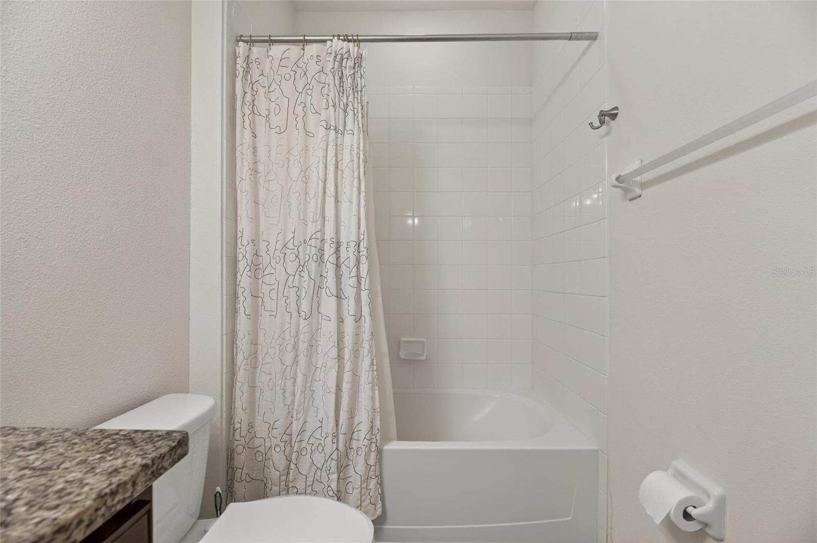 Bath 2 - 6309 SHADOWLAKE DR, APOLLO BEACH