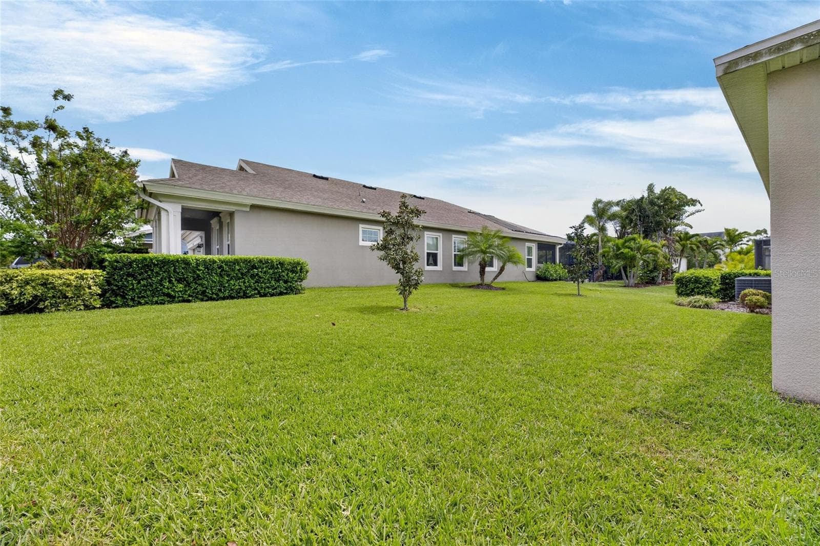 Exterior Rear Lawn - 6309 SHADOWLAKE DR, APOLLO BEACH