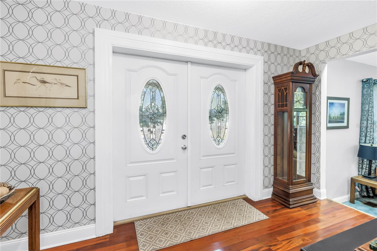 Single Family Residence at 6505 CEDAR ST NE, ST PETERSBURG, photo 4 of 33