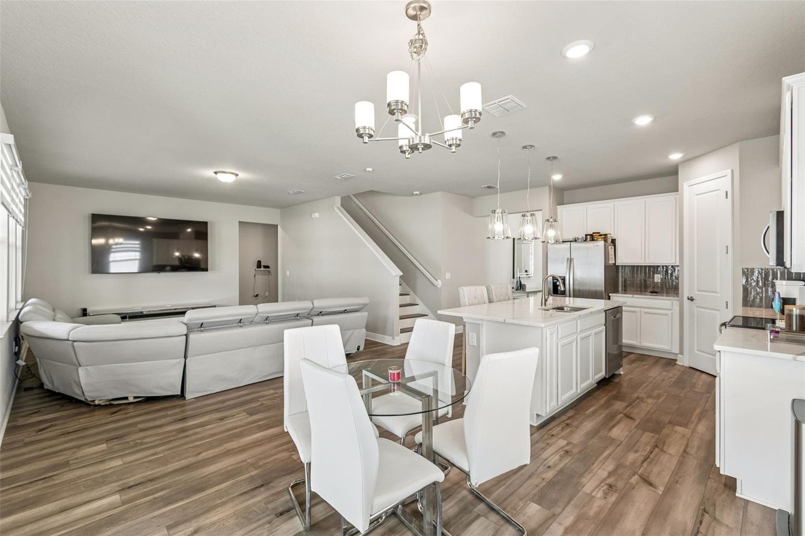 Eat in Kitchen - 2310 RAVEN RIDGE RD, MINNEOLA