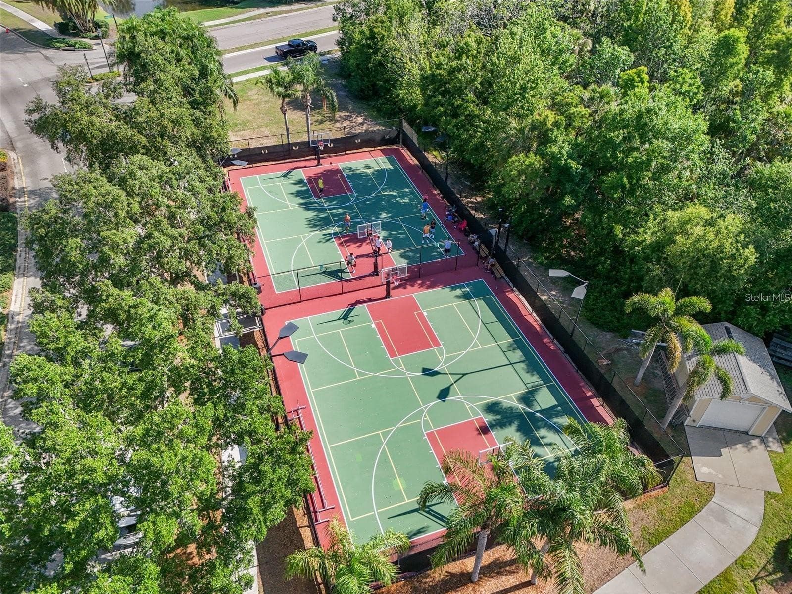 Single Family Residence at 806 WINTERSIDE DR, APOLLO BEACH, photo 45 of 57