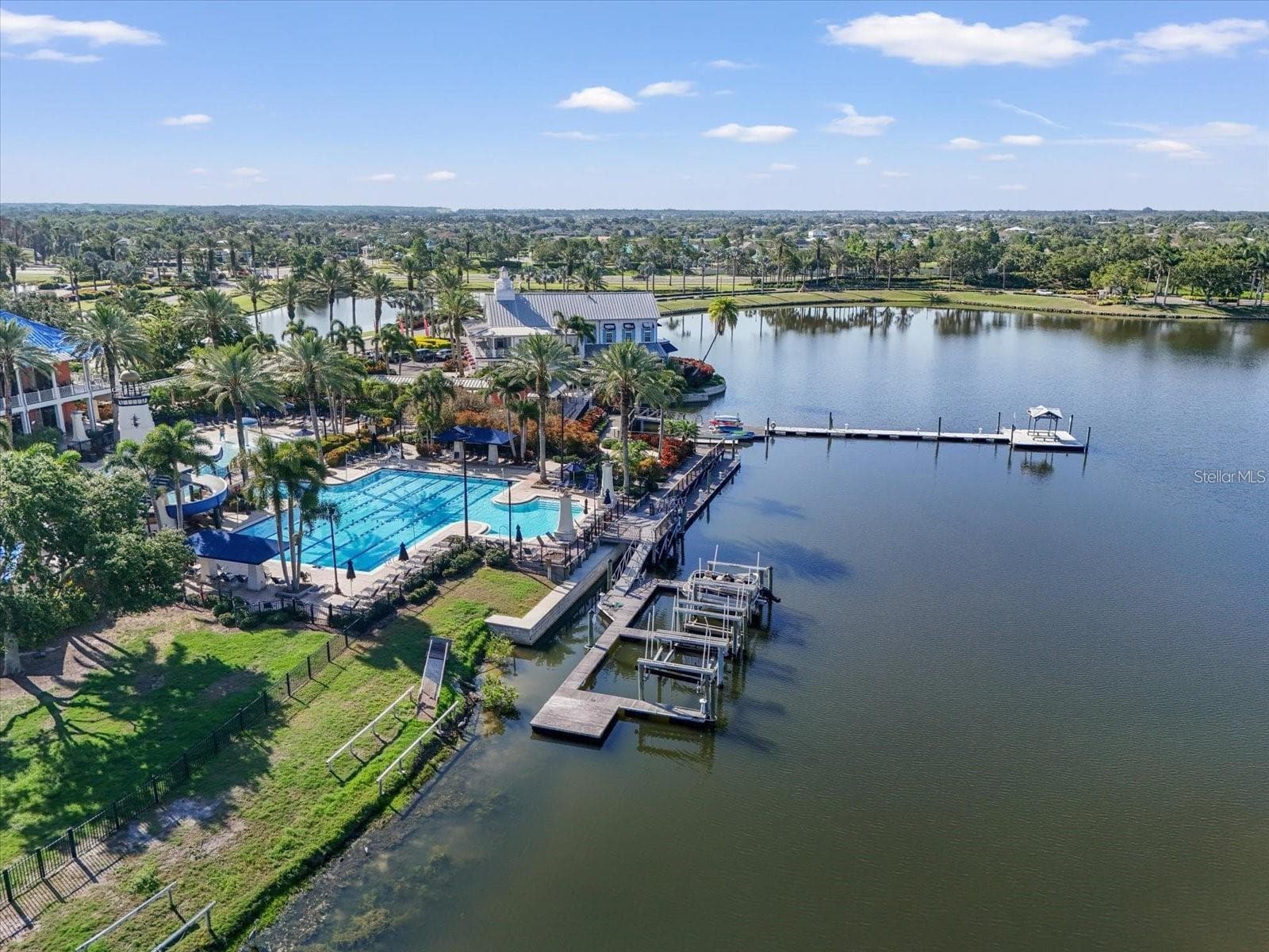 Single Family Residence at 806 WINTERSIDE DR, APOLLO BEACH, photo 49 of 57