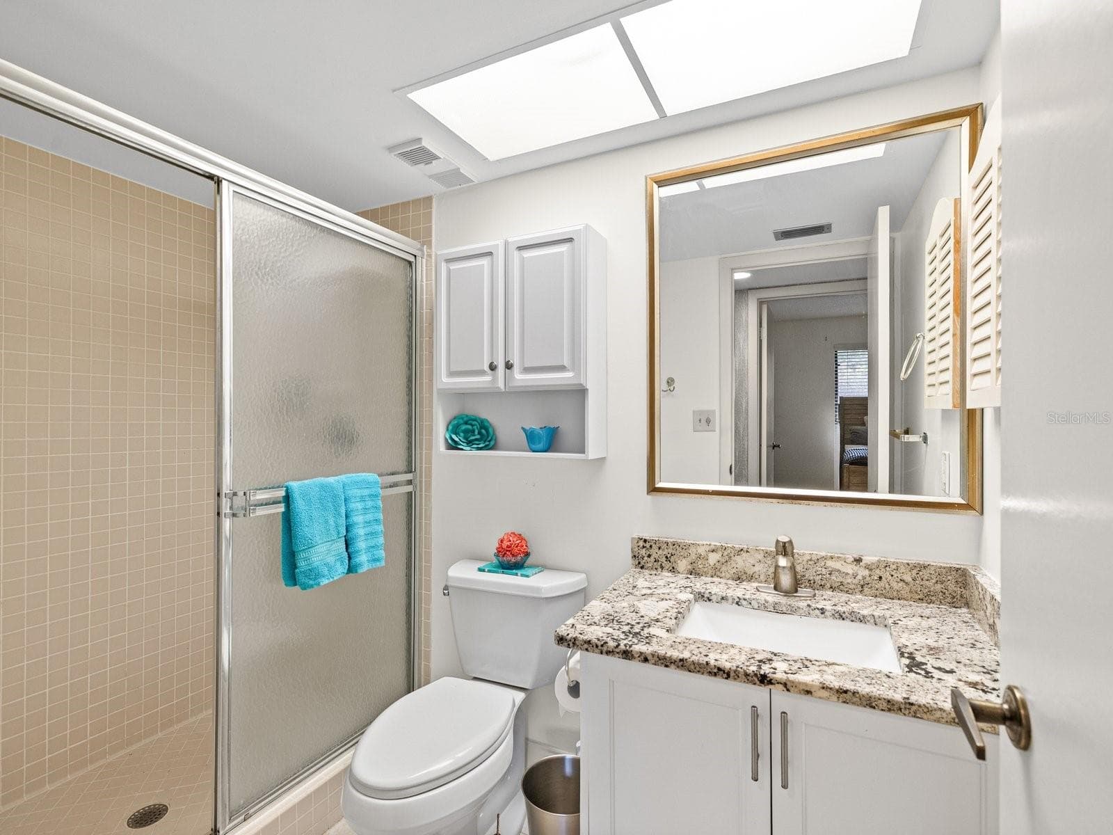 Guest Bath Step In Shower - 3078 EASTLAND BLVD #309, CLEARWATER
