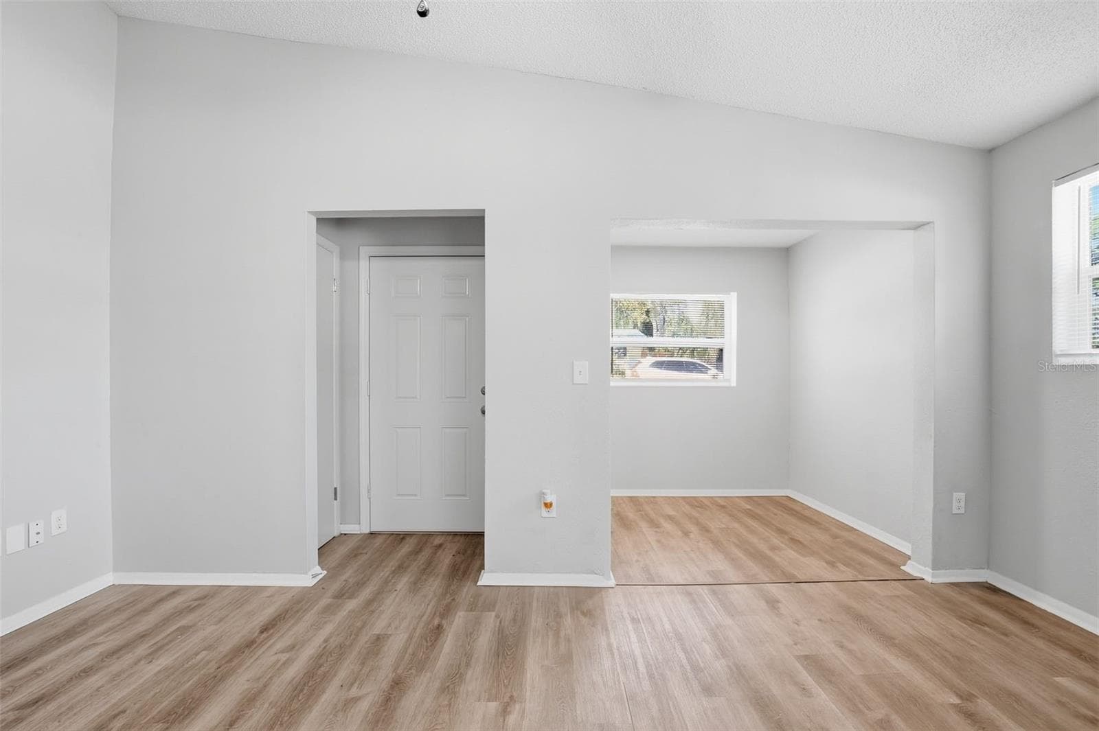 Single Family Residence at 728 E SPRUCE ST, TARPON SPRINGS, photo 7 of 35