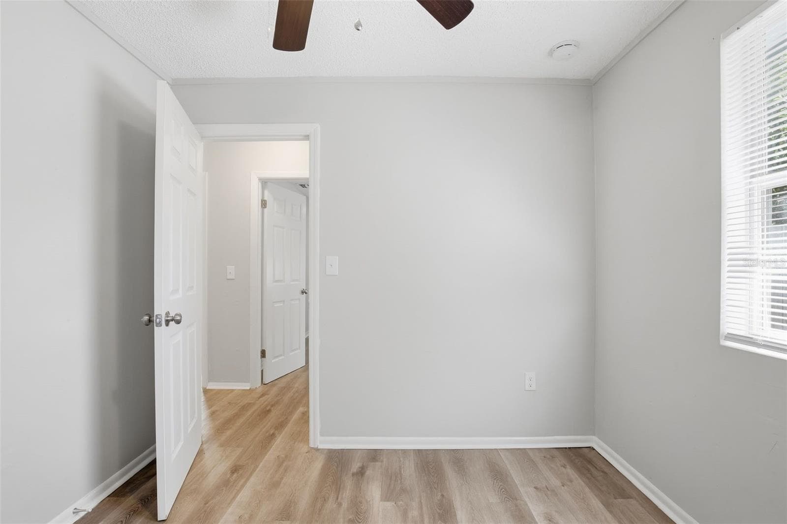Single Family Residence at 728 E SPRUCE ST, TARPON SPRINGS, photo 29 of 35