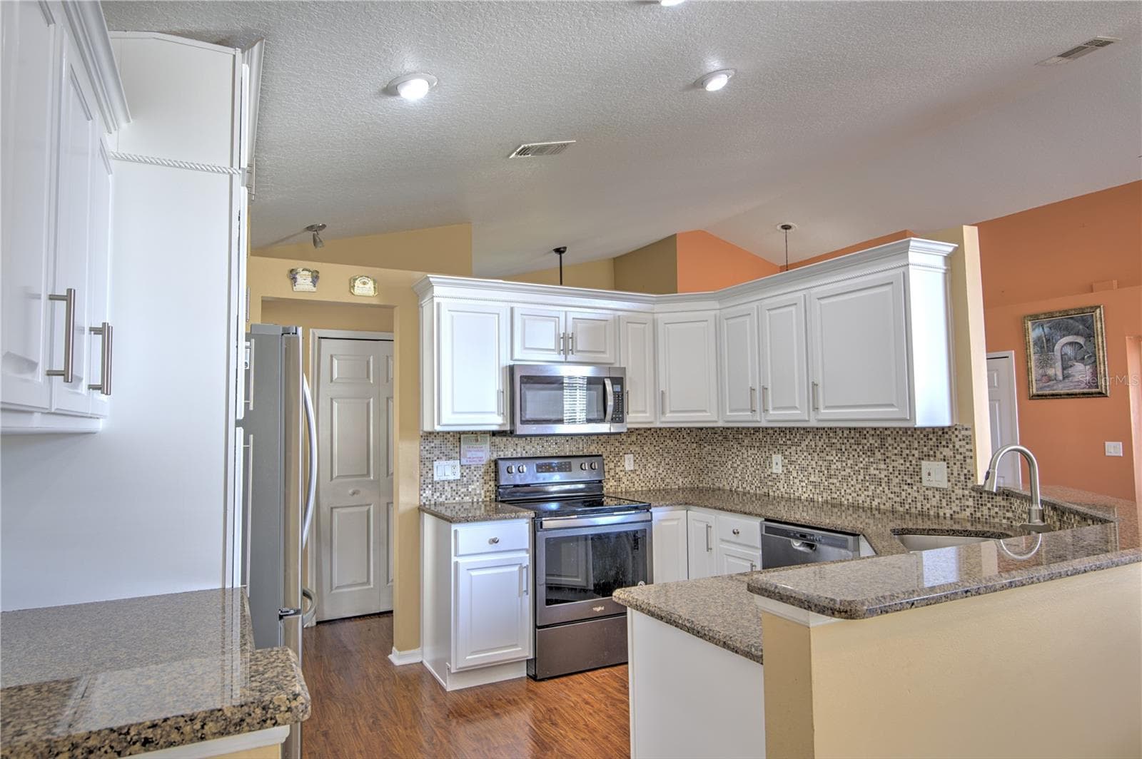Single Family Residence at 684 YORKSHIRE DR, OVIEDO, photo 18 of 37