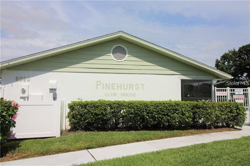 Villa at 7287 ELEANOR CIR #15, SARASOTA, photo 4 of 33