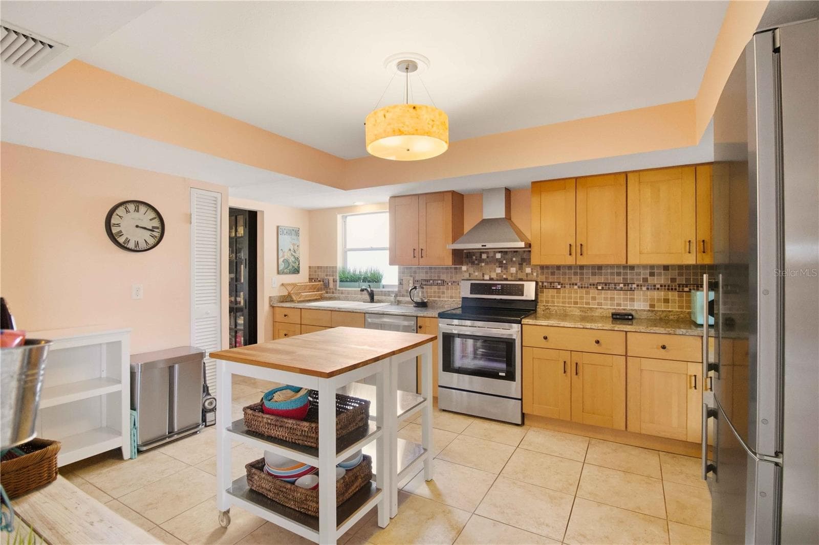 Villa at 7354 W COUNTRY CLUB DR N, SARASOTA, photo 15 of 36