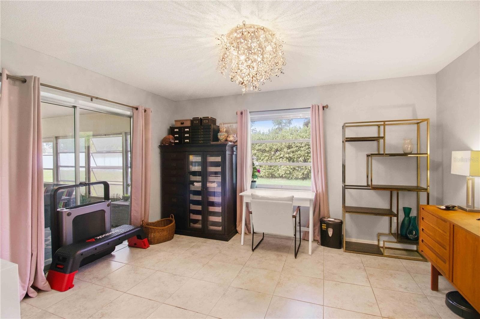 Office - 7354 W COUNTRY CLUB DR N, SARASOTA