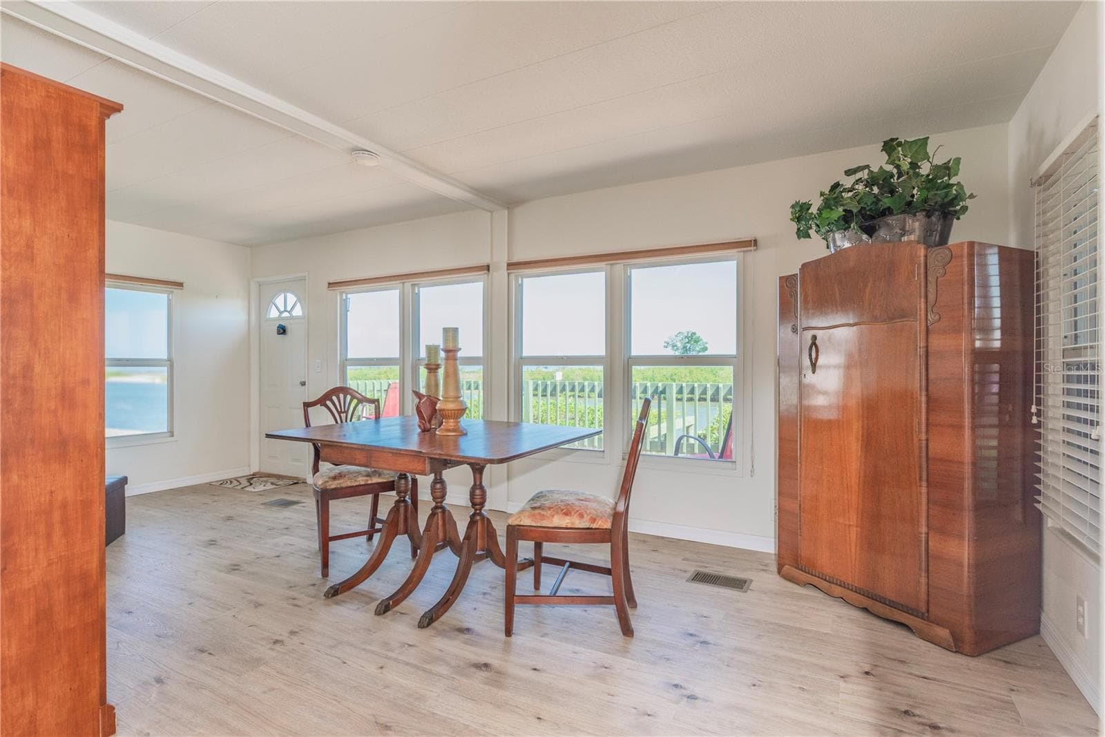 Bonus space with water views. - 4851 W GANDY BLVD #23C, TAMPA